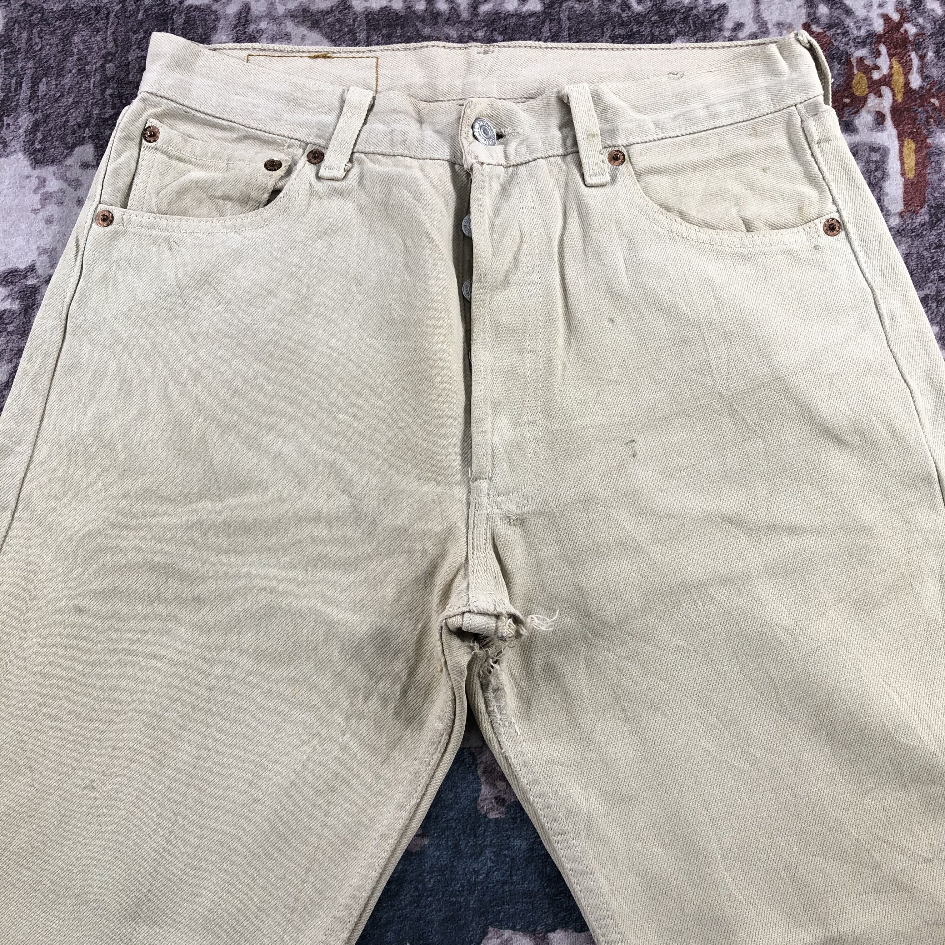 Levi's × Vintage Vintage 90s Light Wash Levis 501 Jeans-JM2519 Size US 30 / EU 46 - 3 Thumbnail