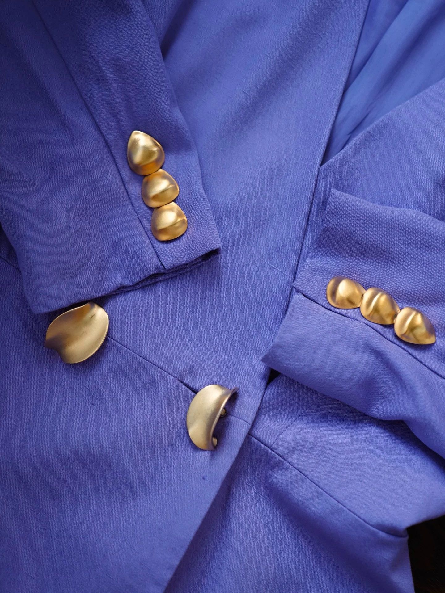 Dior CD Vintage Purple Metal Button Waist-Cut Blazer US8 Size M / US 6-8 / IT 42-44 - 3 Thumbnail