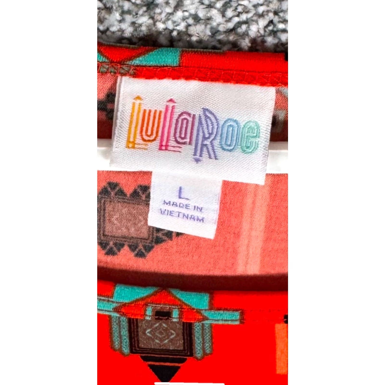 Vintage LuLaRoe Tunic Blouse Shirt L Orange Aztec Southwestern Boho Oversized Geometric Short Sleeve Scoop Neck Pullover Women Regular Modern Holiday 90s? Size L / US 10 / IT 46 - 6 Thumbnail