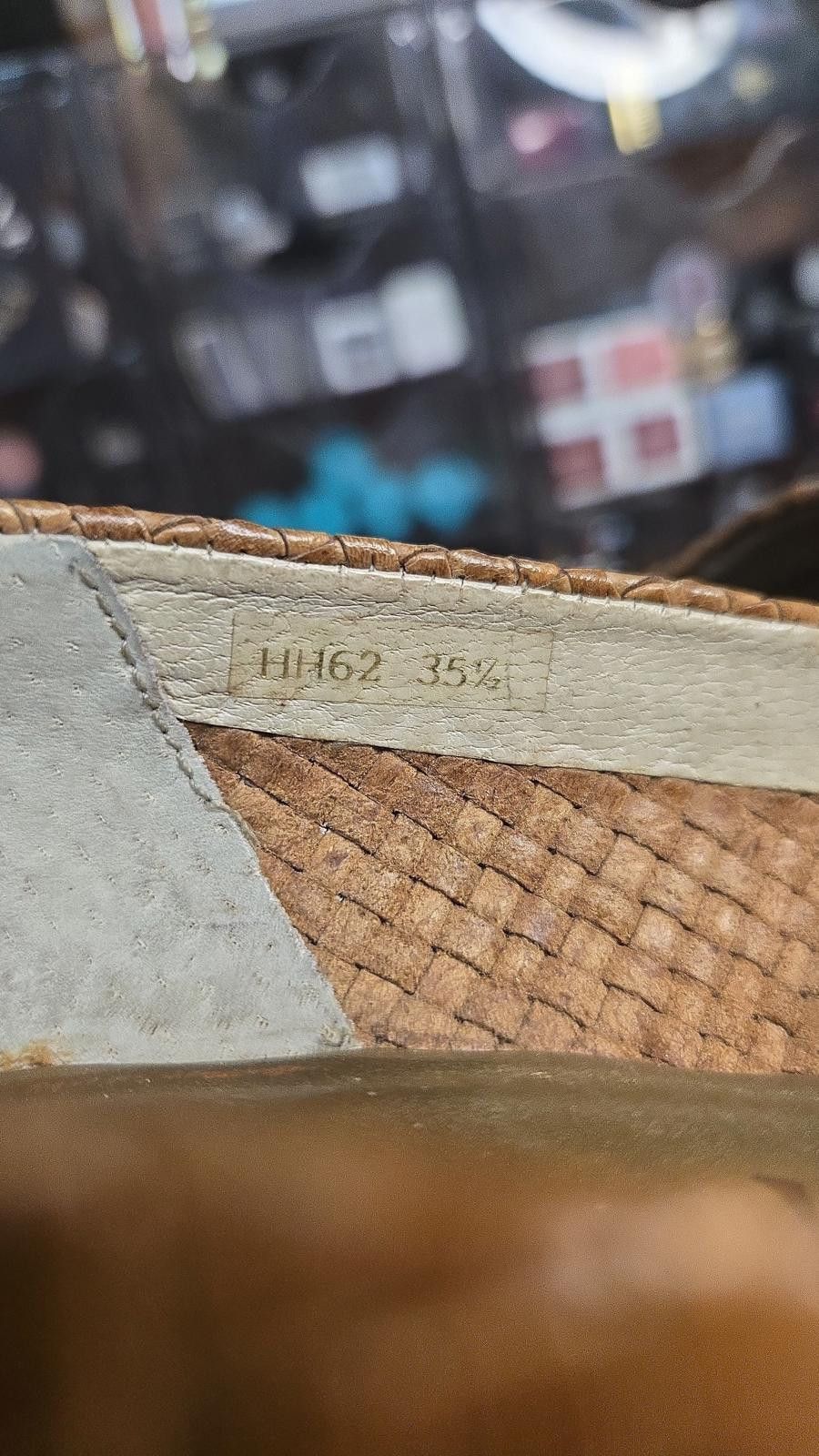 Other Saint Laurent Woven Leather Low‐Kitten Heel Pumps Size ONE SIZE - 7 Thumbnail