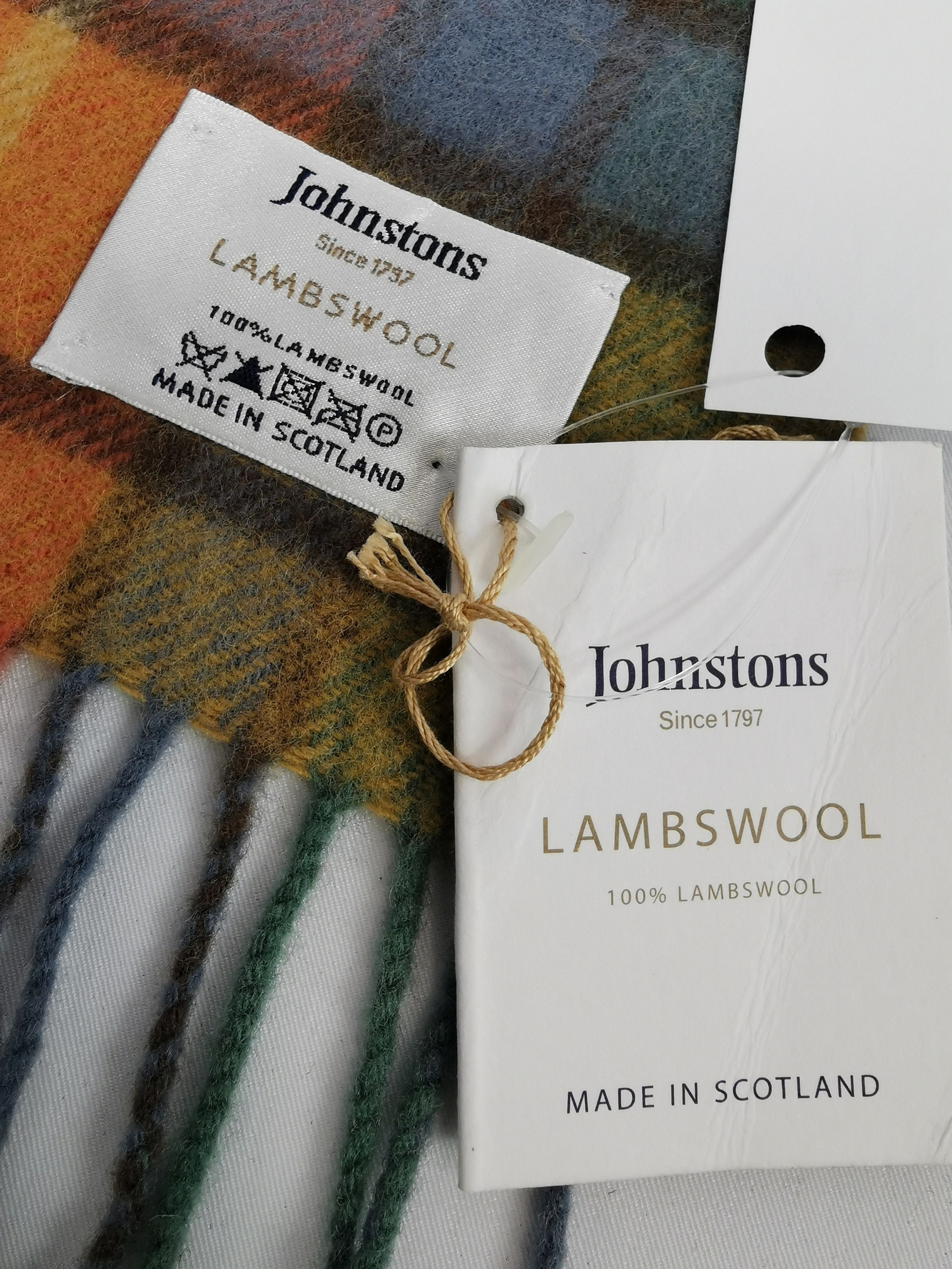 Johnstons Of Elgin NEW Johnston Of Elgin scarf muffler Size ONE SIZE - 4 Thumbnail