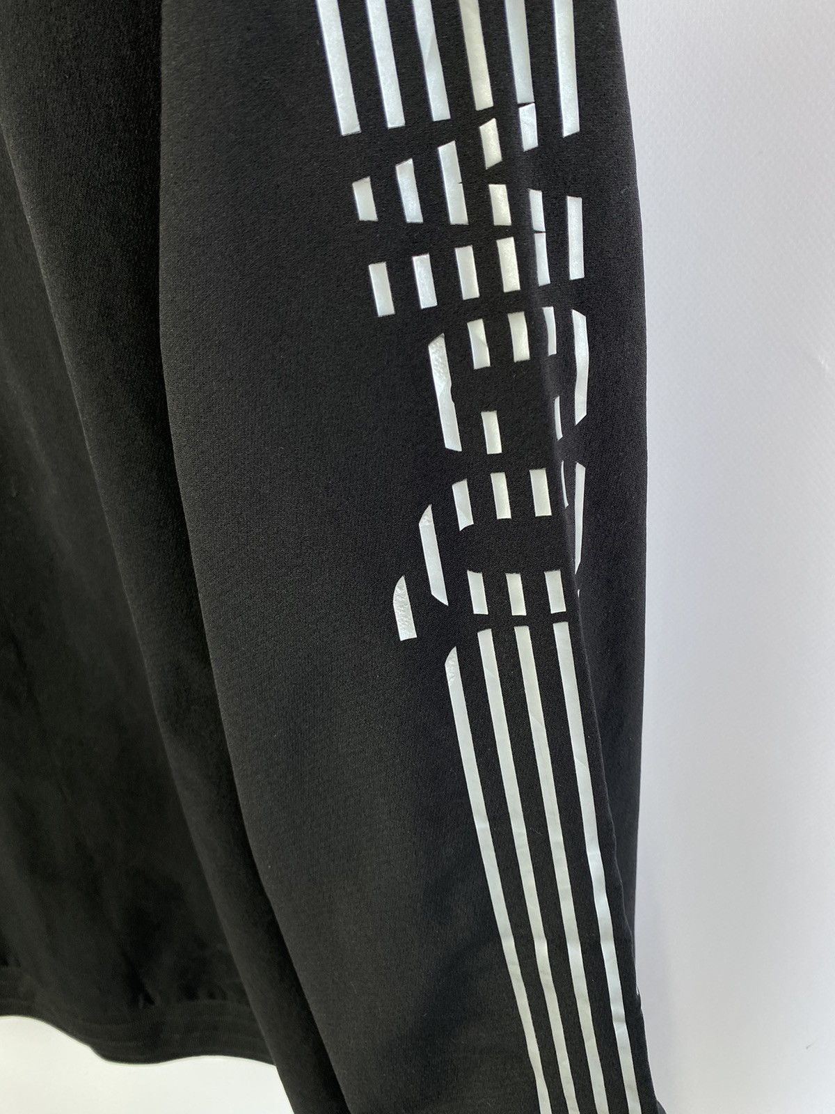 Alexander McQueen × Designer × MCQ MCQ Alexander McQueen Neoprene Sweatshirt Black reflective Size US M / EU 48-50 / 2 - 4 Thumbnail