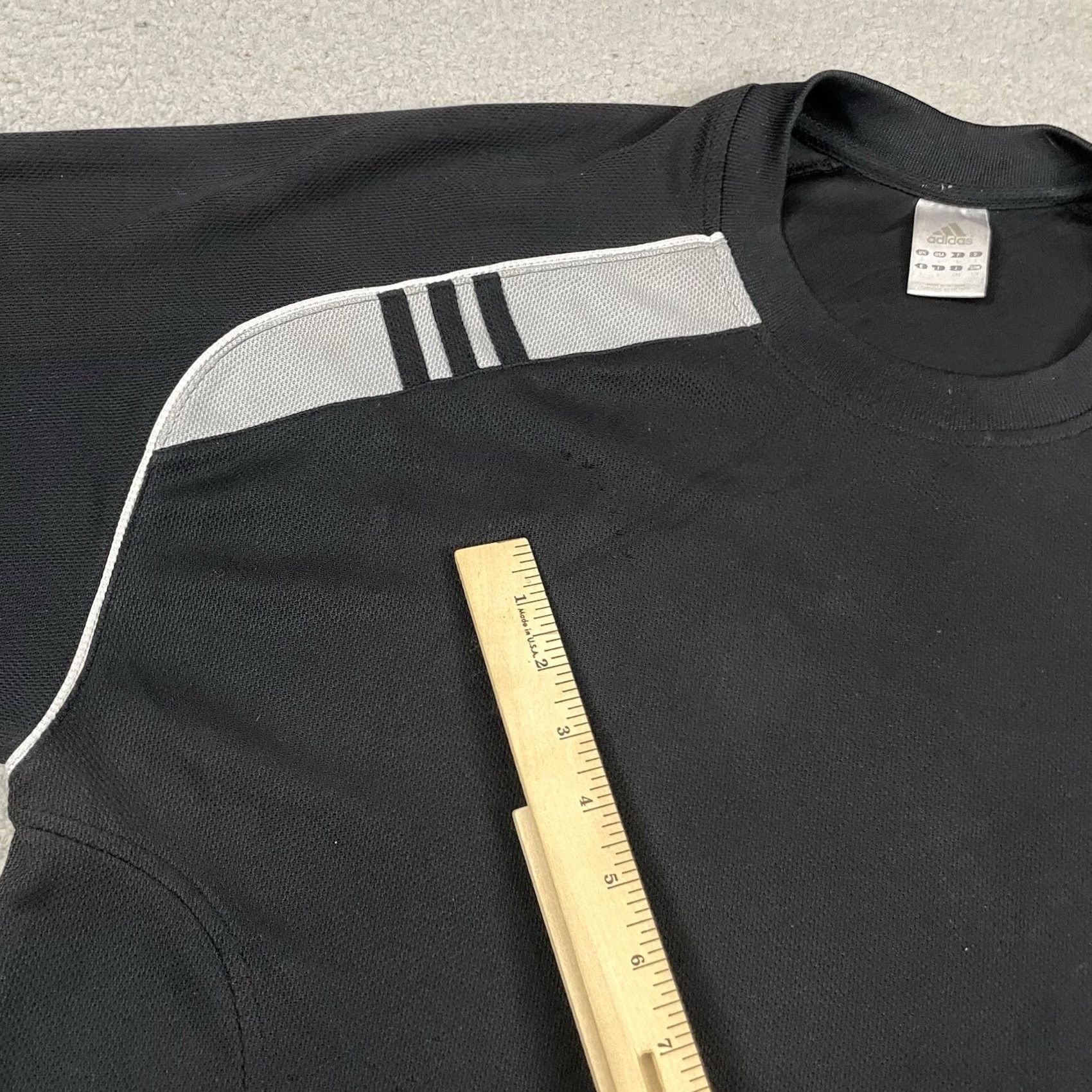 Adidas VINTAGE adidas T Shirt Adult Large Black Three Stripes Logo Distressed Workout L Size US L / EU 52-54 / 3 - 5 Thumbnail