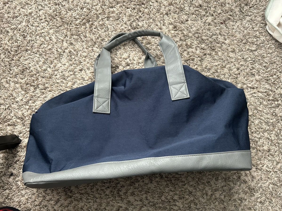 John Varvatos John Varvatos Navy and Gray Duffel Bag Size ONE SIZE - 2 Thumbnail