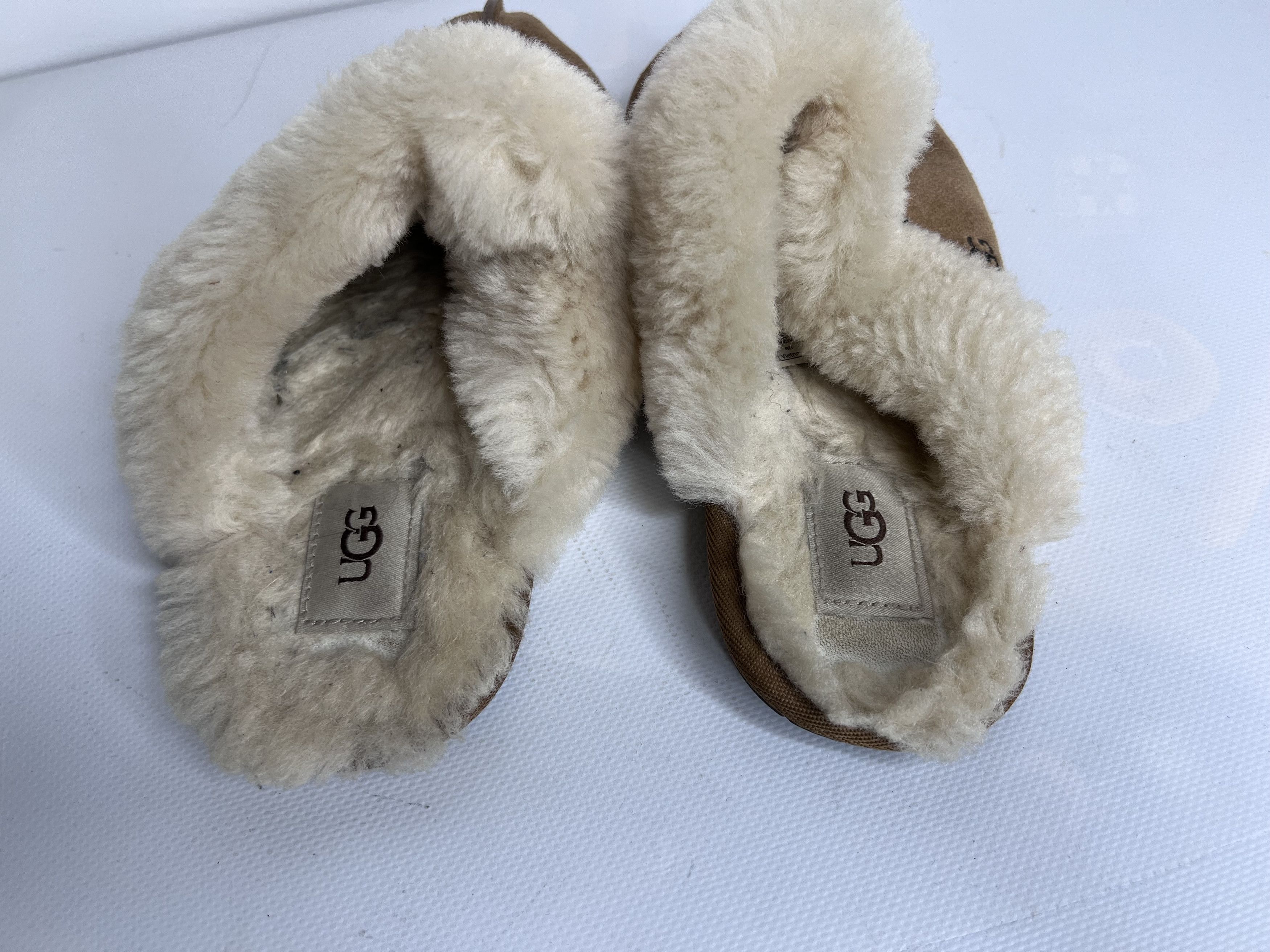 Ugg UGG SCUFFETTE II CHESTNUT SUEDE SLIPPERS SIZE US 7 EU 38 Size US 7 / IT 37 - 4 Thumbnail