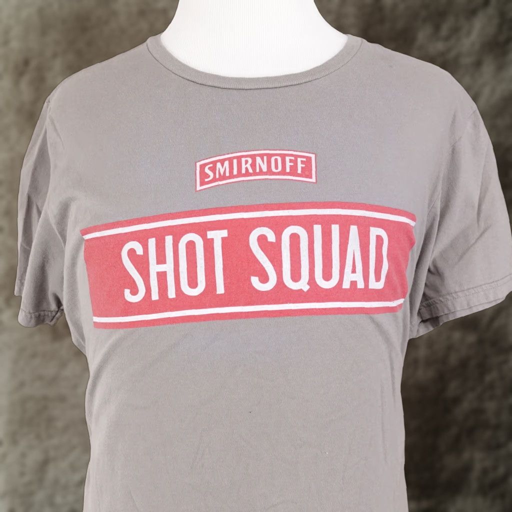 Vintage VINTAGE Smirnoff Vodka T-Shirt Unisex Adults XL Gray Liquor Promotional 2000s Size US XL / EU 56 / 4 - 1 Thumbnail