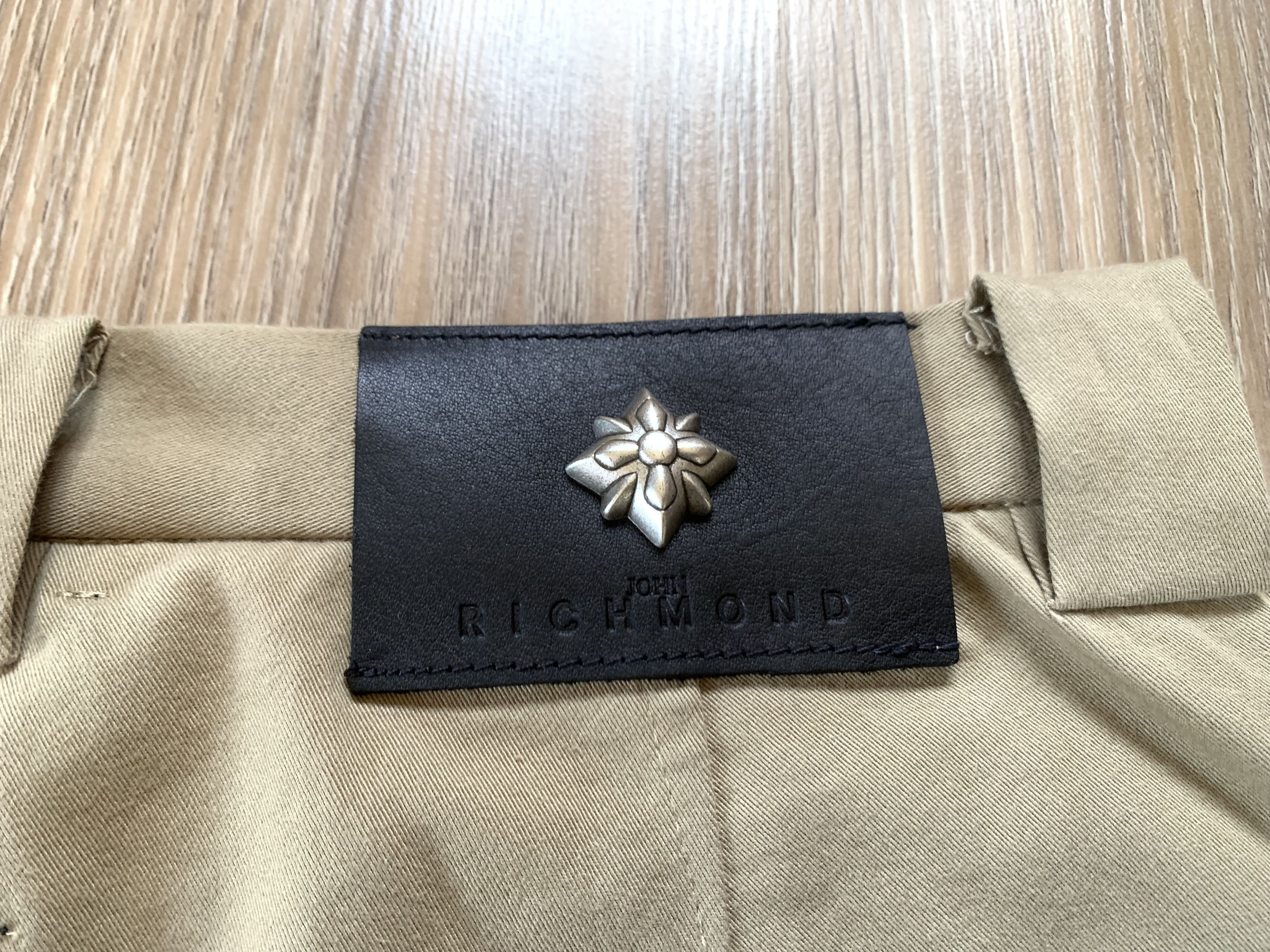 John Richmond Rare John Richmond Beige Pants Trousers Size US 34 / EU 50 - 9 Thumbnail