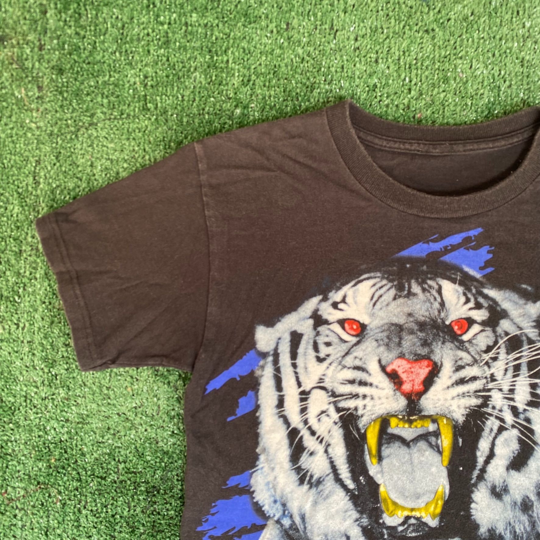 Vintage Vintage 90s Animal Planet Shirt Tiger Nature Wildlife Tee Size US S / EU 44-46 / 1 - 2 Thumbnail