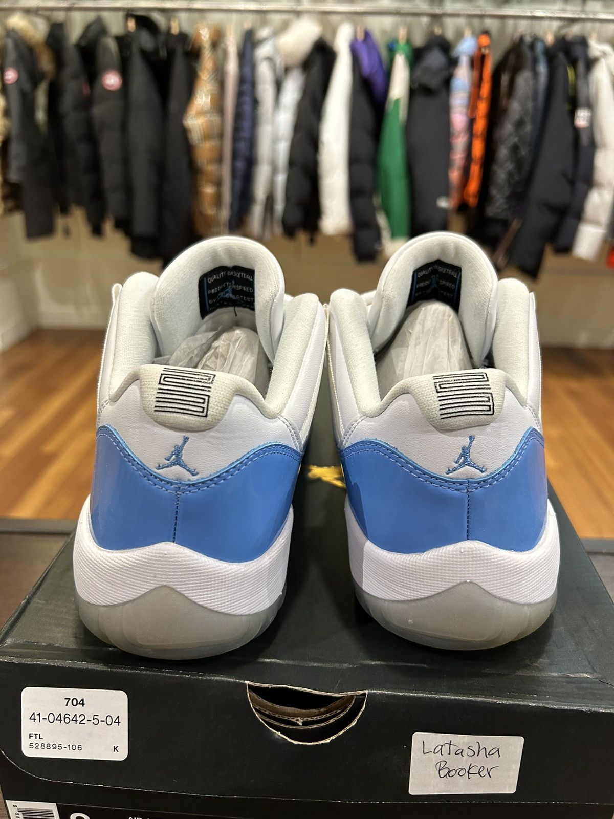 Jordan Brand Jordan 11 Low ‘University Blue’ Size US 9 / EU 42 - 3 Thumbnail
