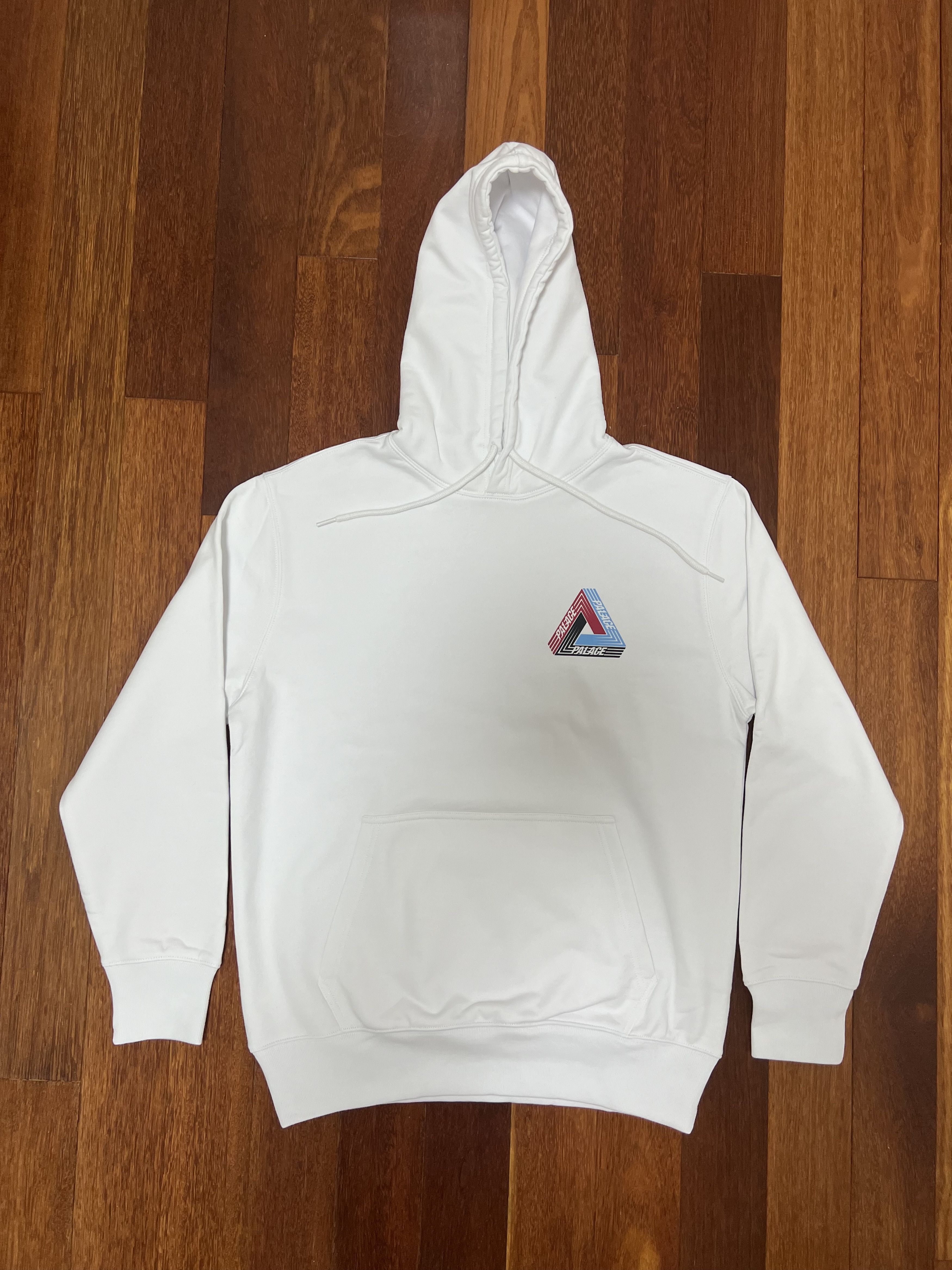 Palace 💚 2021 Palace Tri-Dart Hoodie White Medium NEW Size US M / EU 48-50 / 2 - 2 Thumbnail