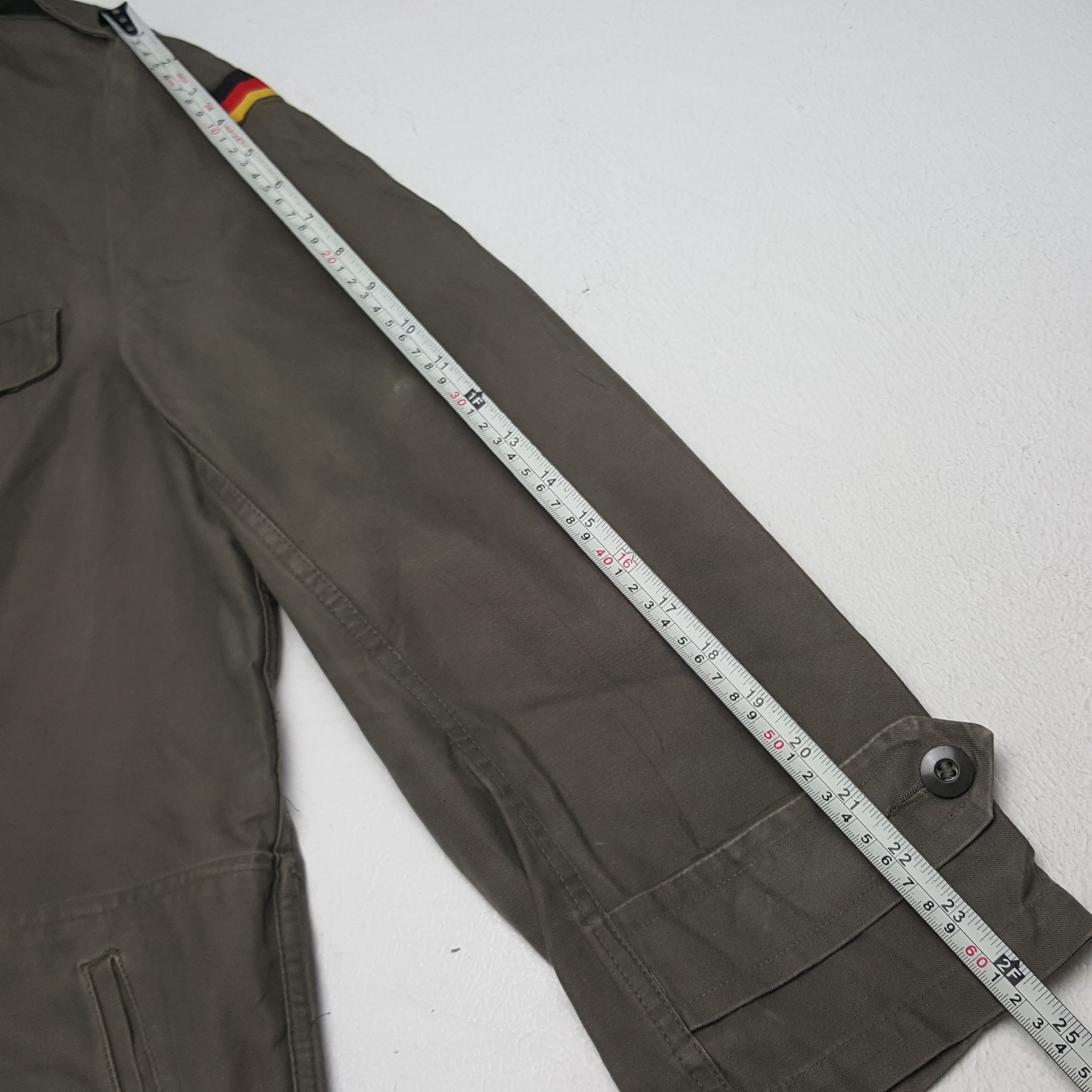 Vintage Vintage Germany Worker Military Style Jacket With Hoodie Size US L / EU 52-54 / 3 - 9 Thumbnail