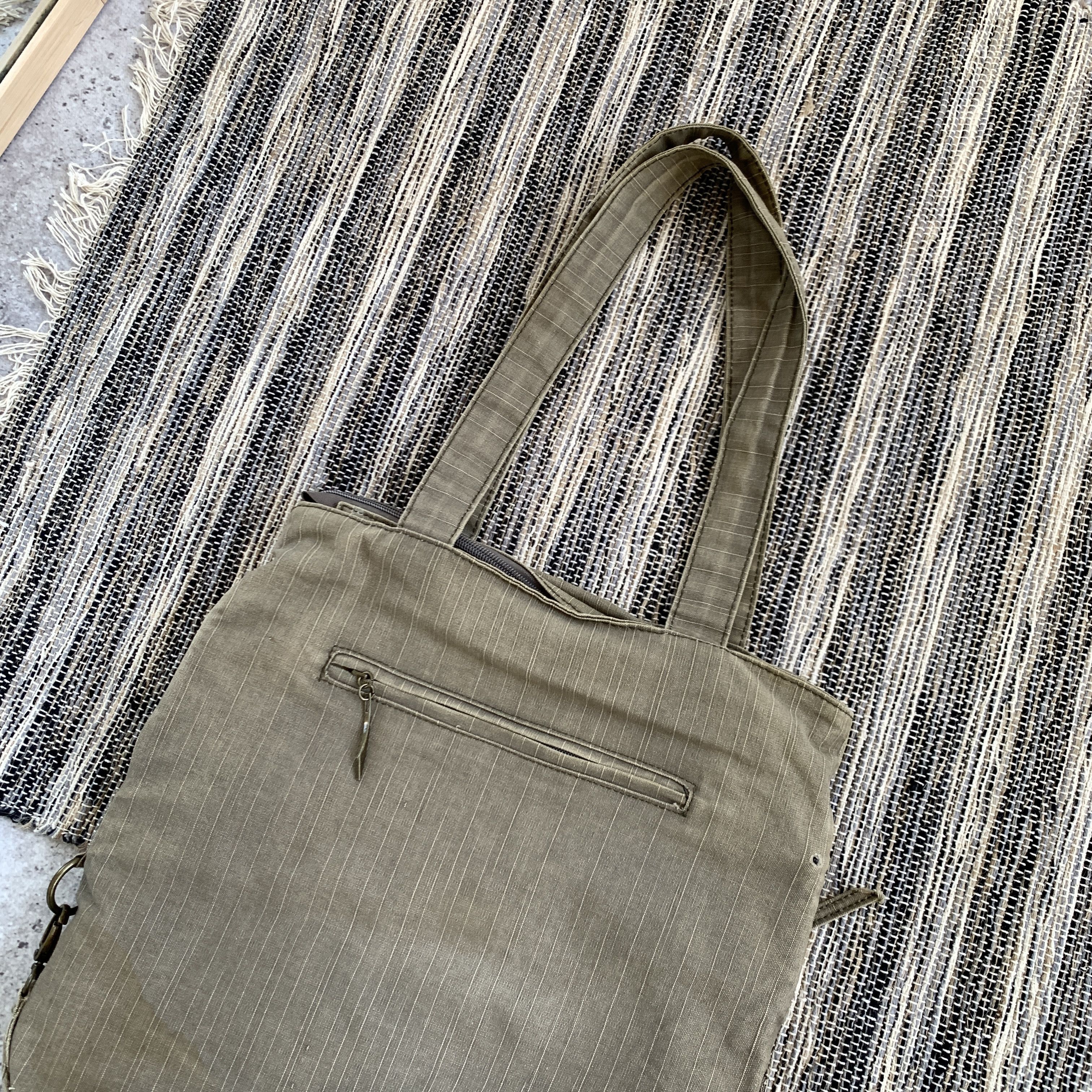 Vintage Vintage Y2K Khaki Millitary Shoulder Handle Avantgarde Bag Size ONE SIZE - 11 Thumbnail