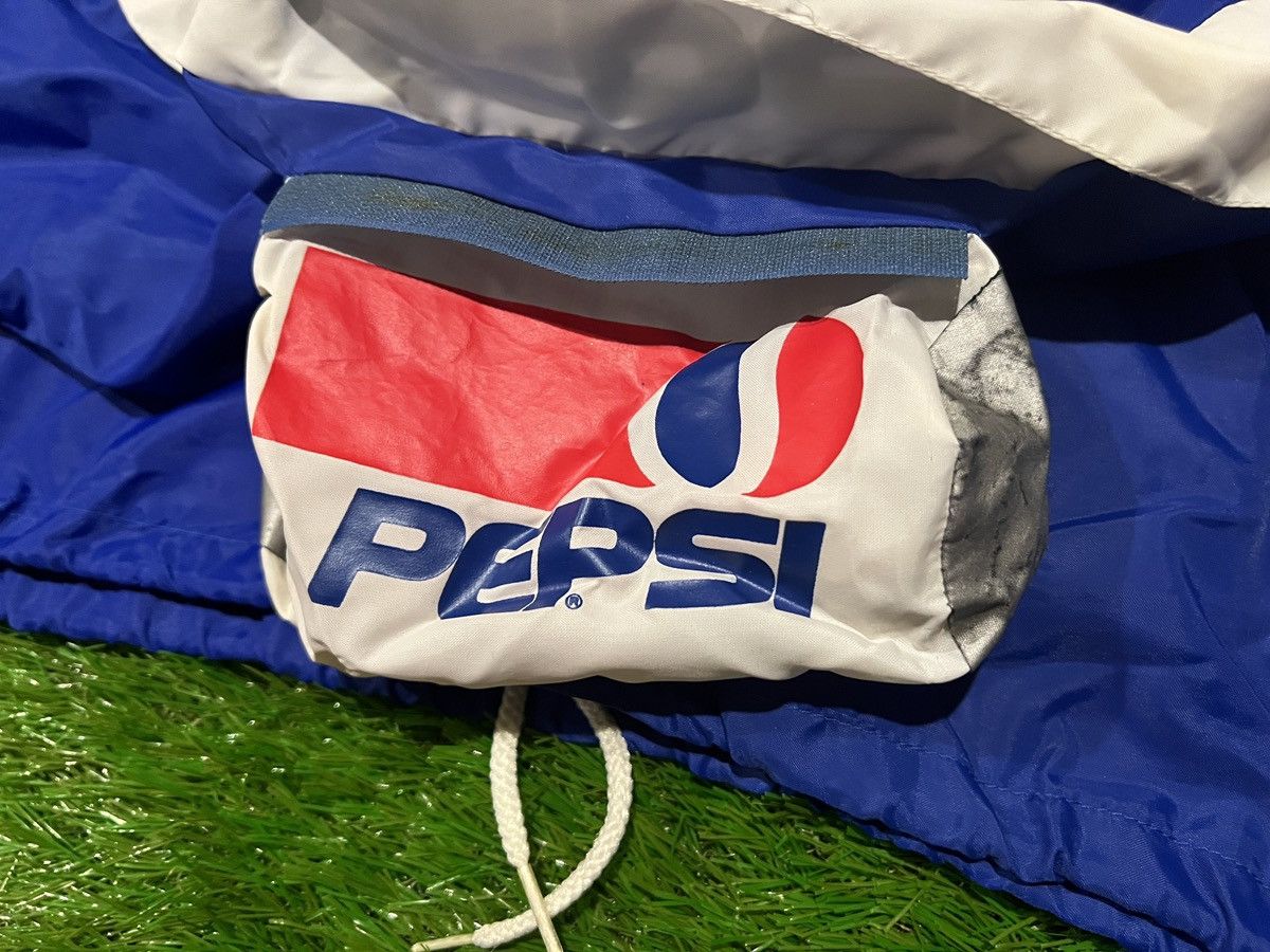 Pepsi × Vintage 90s RARE Pepsi Cola Vintage Nylon QUIK PACK Can Windbreaker Size US XL / EU 56 / 4 - 4 Thumbnail