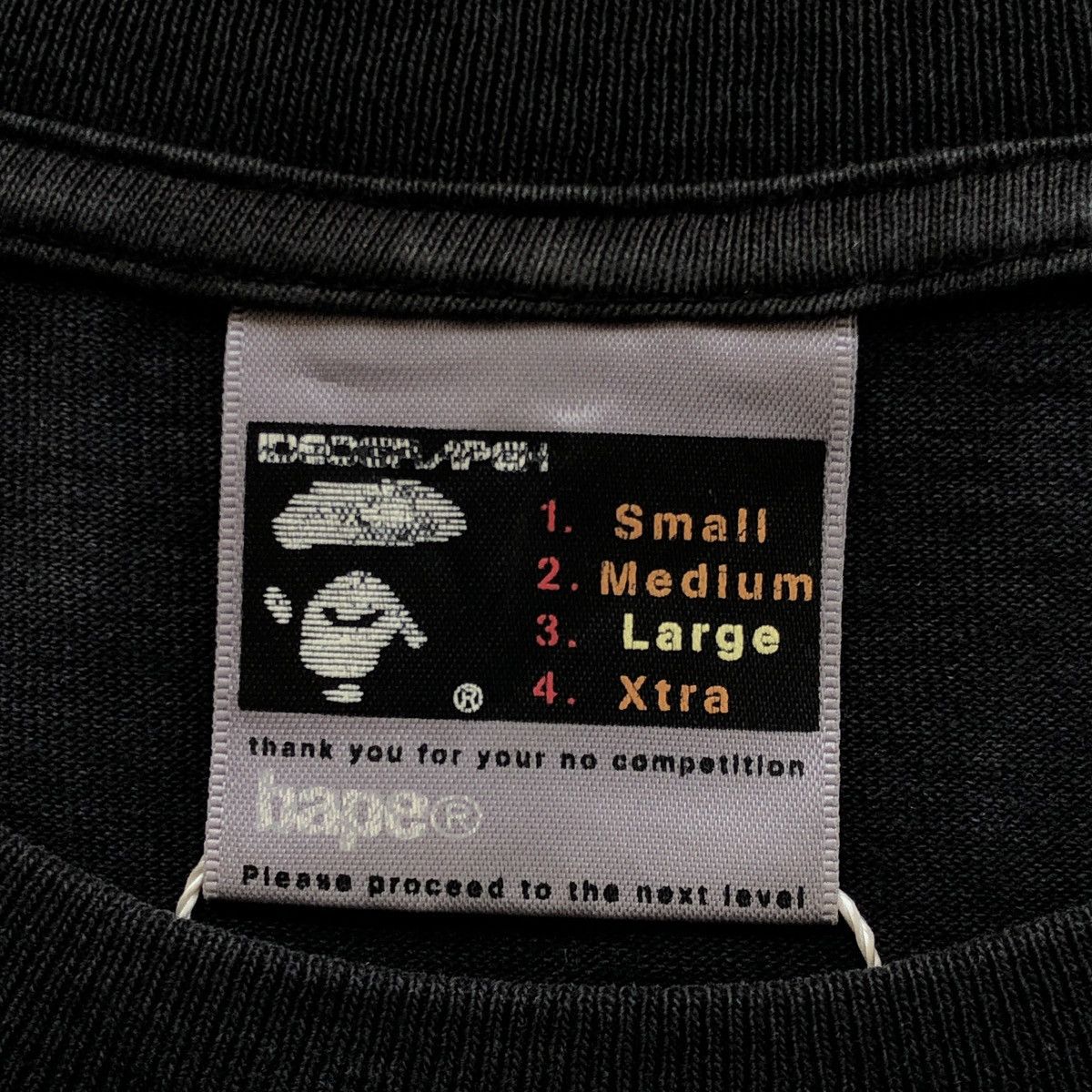 Bape RARE OG Vintage Mad Face Bape Head 3D Tshirts Size US L / EU 52-54 / 3 - 6 Thumbnail