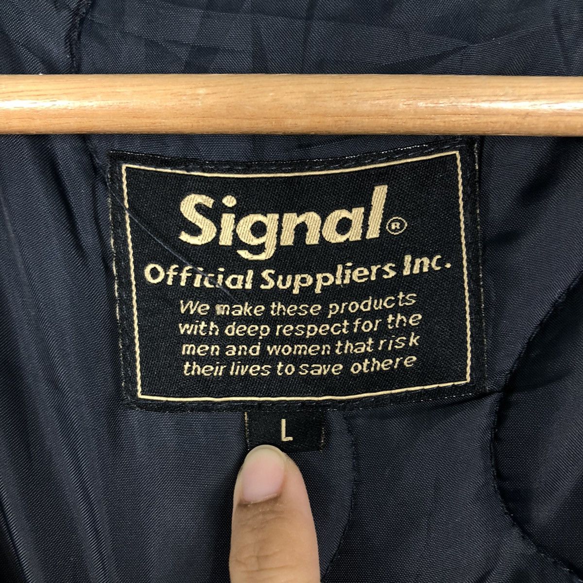 Japanese Brand 🔥Riot Riot Vintage Bomber Jacket Signal Logo Issey Miyake Size US L / EU 52-54 / 3 - 19 Thumbnail