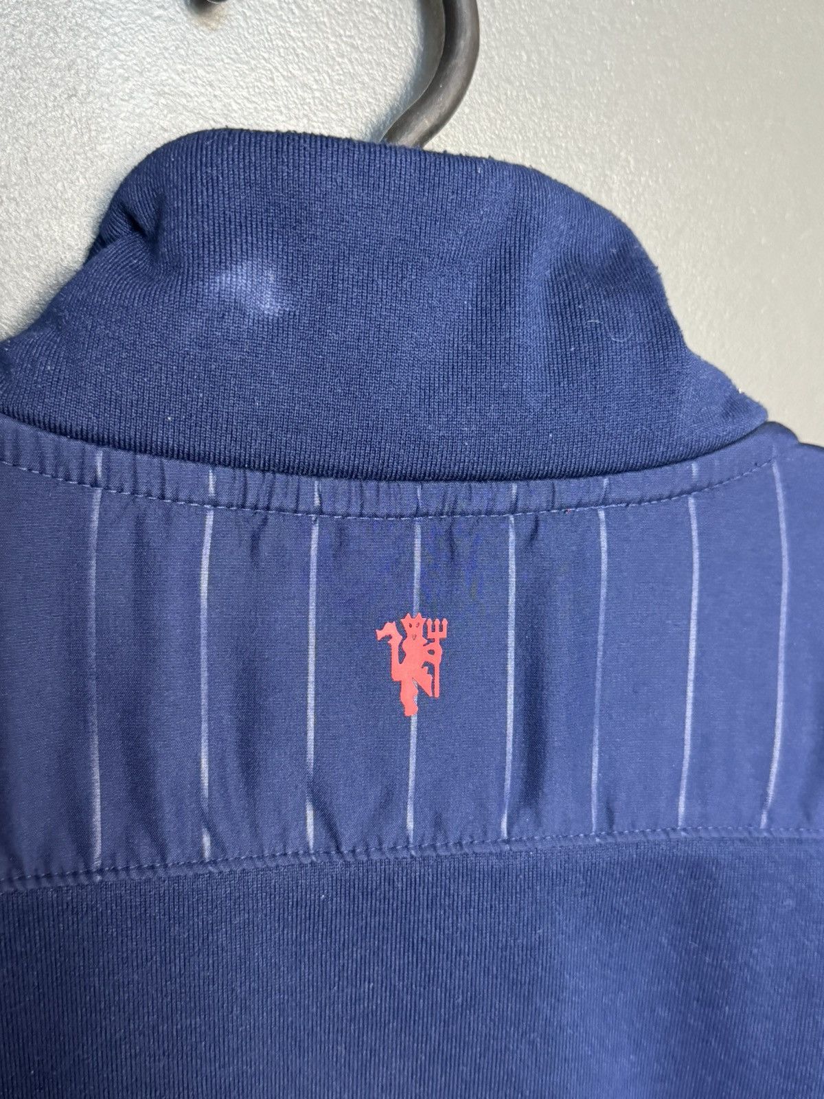 Adidas Manchester United 15/16 Training Football Sweatshirt Size US L / EU 52-54 / 3 - 4 Thumbnail