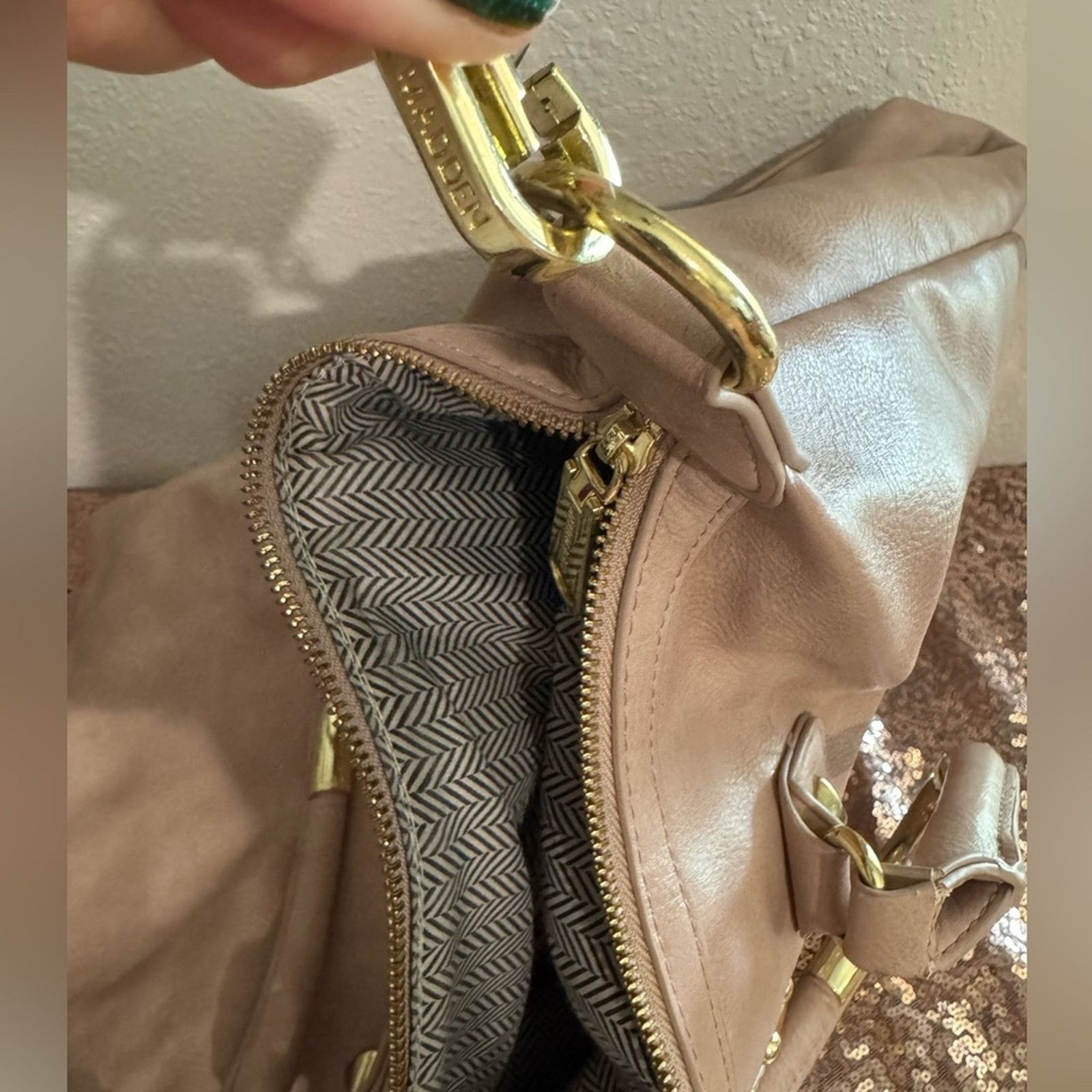 Steve Madden STEVE MADDEN🌟 Mauve with Gold Studs, Oversized Shoulder Bag Size ONE SIZE - 15 Thumbnail