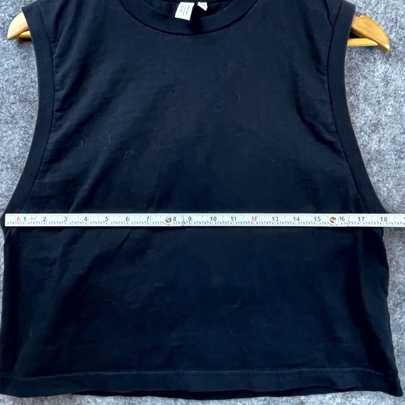 & Other Stories & Other Stories Cropped Top Women Small Black Basic Neutral Size S / US 4 / IT 40 - 4 Thumbnail