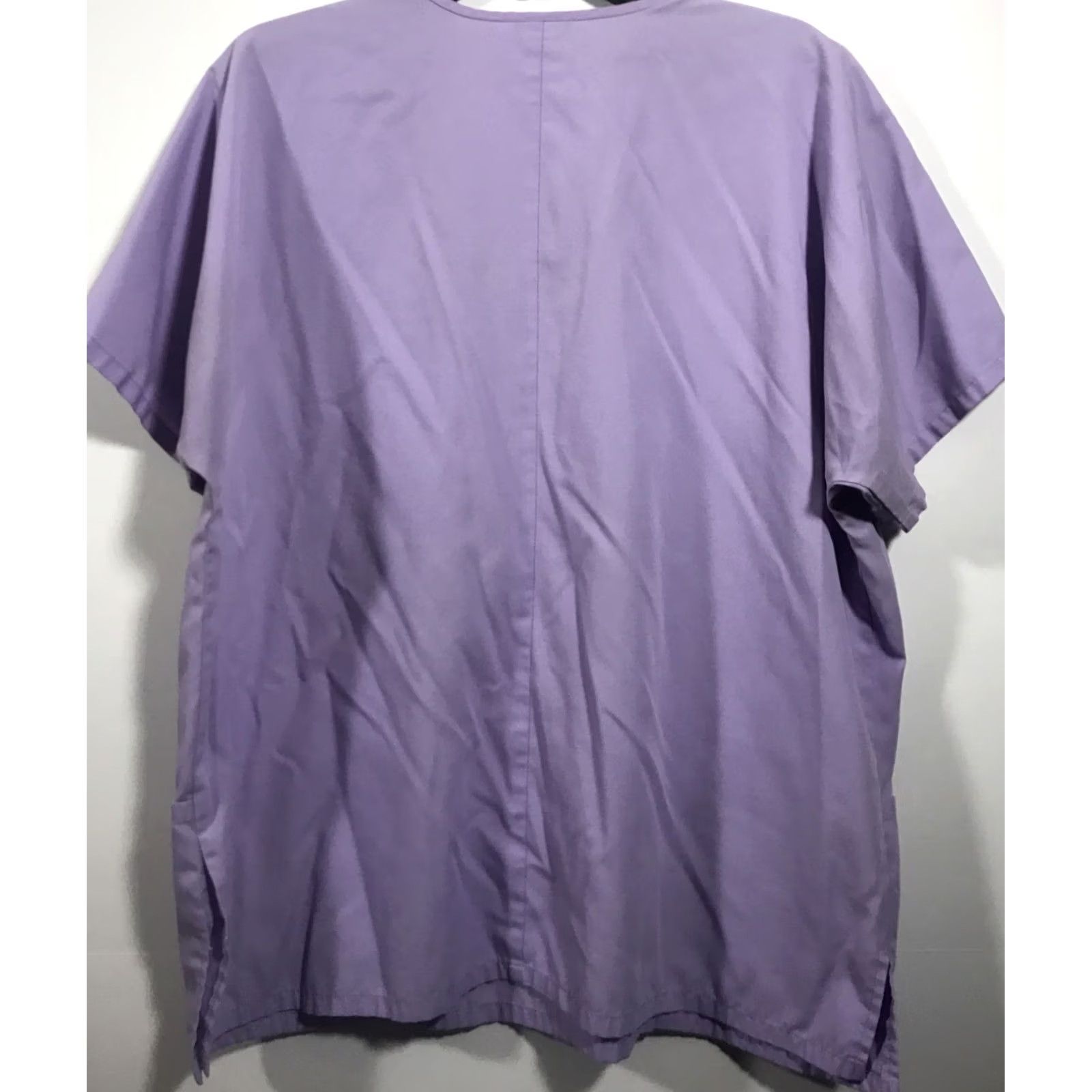 Cherokee Cherokee Workwear V-Neck Unisex Nurse Scrub Top L Size L Cherokee Workwear Scrub Top Unisex V-Neck Nursing Scrub Top Solid Pattern Size US L / EU 52-54 / 3 - 5 Thumbnail