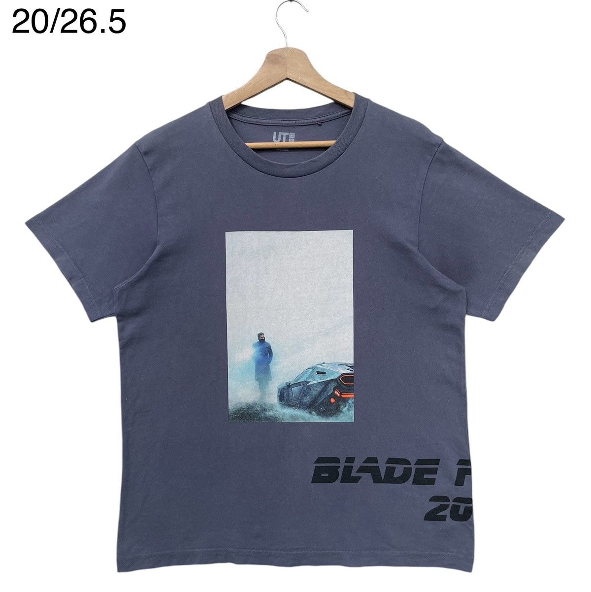 Uniqlo 🔥Accept Binding Offer🔥 Blade Runner 2049 Size US L / EU 52-54 / 3 - 1 Thumbnail