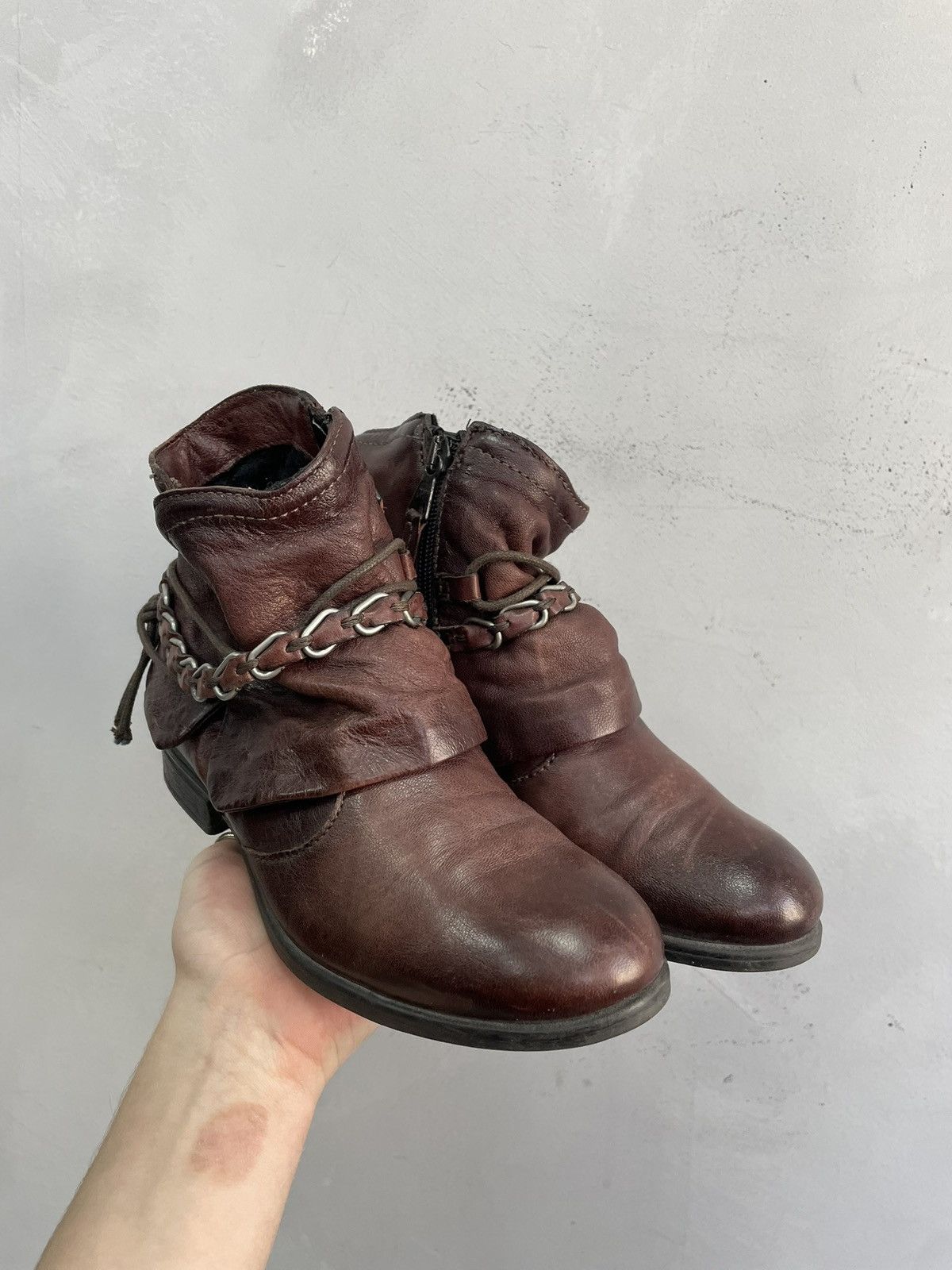 A.S.98 Red women’s boots chain vintage retro avant garde A.S. 98 Size US 6 / IT 36 - 2 Thumbnail