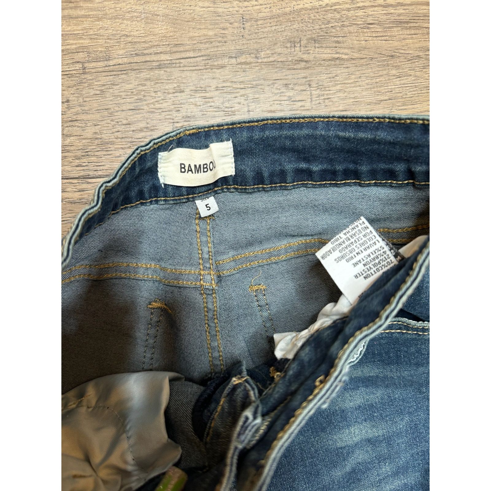 Other Women's Bamboo Faded Flare Blue Jeans Size 5 Size 29" - 3 Thumbnail