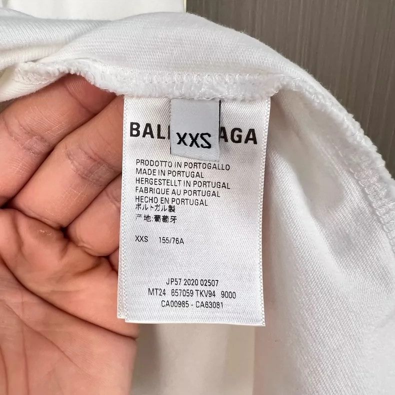 Balenciaga Balenciaga Earth fake two-piece printed short sleeves Size US XXS / EU 40 - 6 Thumbnail