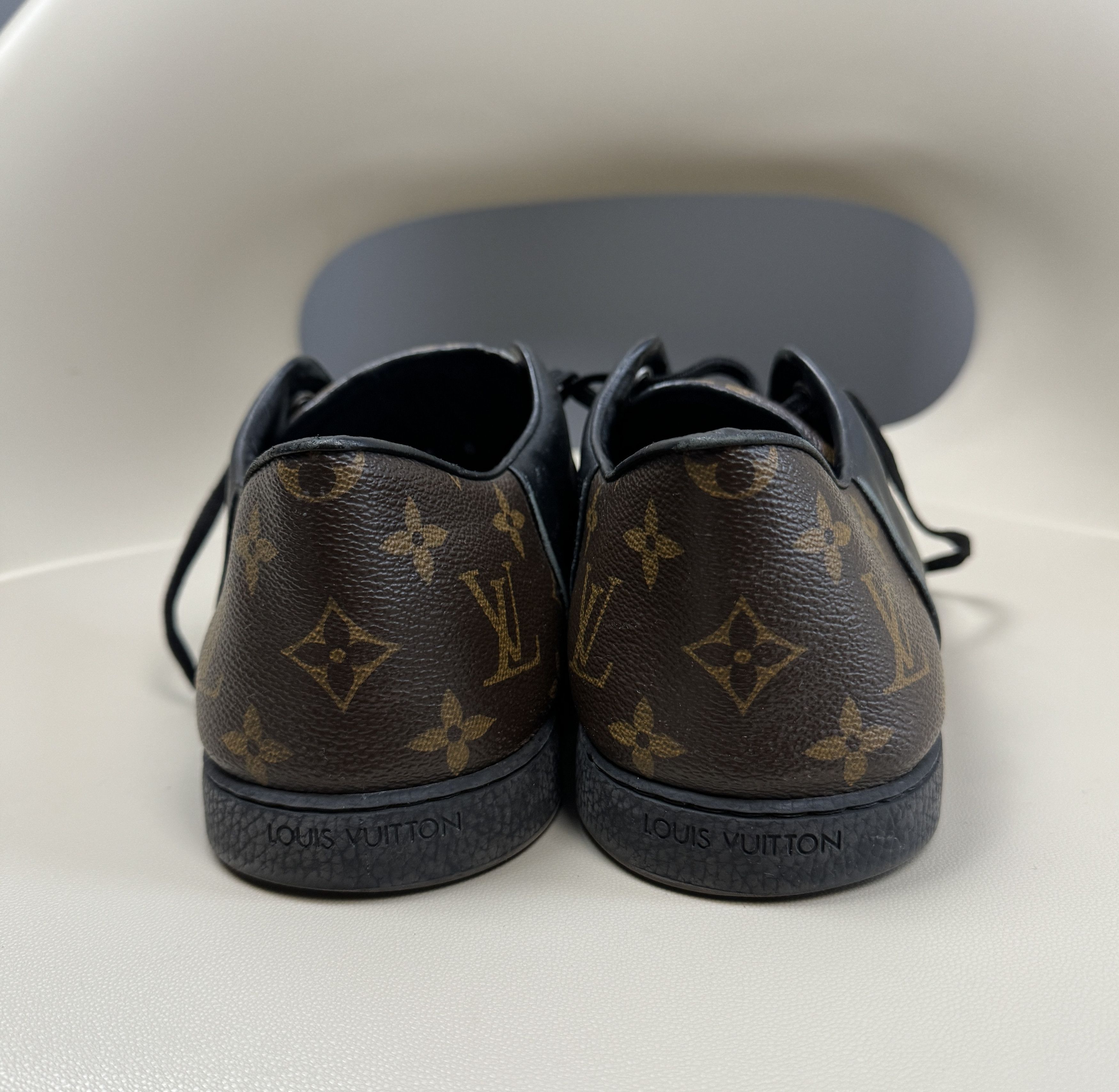 Leather Louis Vuitton Line-Up Monogram Leather Sneakers Size 8 US 9 Size US 9 / EU 42 - 14 Thumbnail
