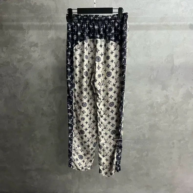 Louis Vuitton Louis Vuitton 25 New White Logo Print Mid-Rise Casual Pant Size US 36 / EU 52 - 5 Thumbnail