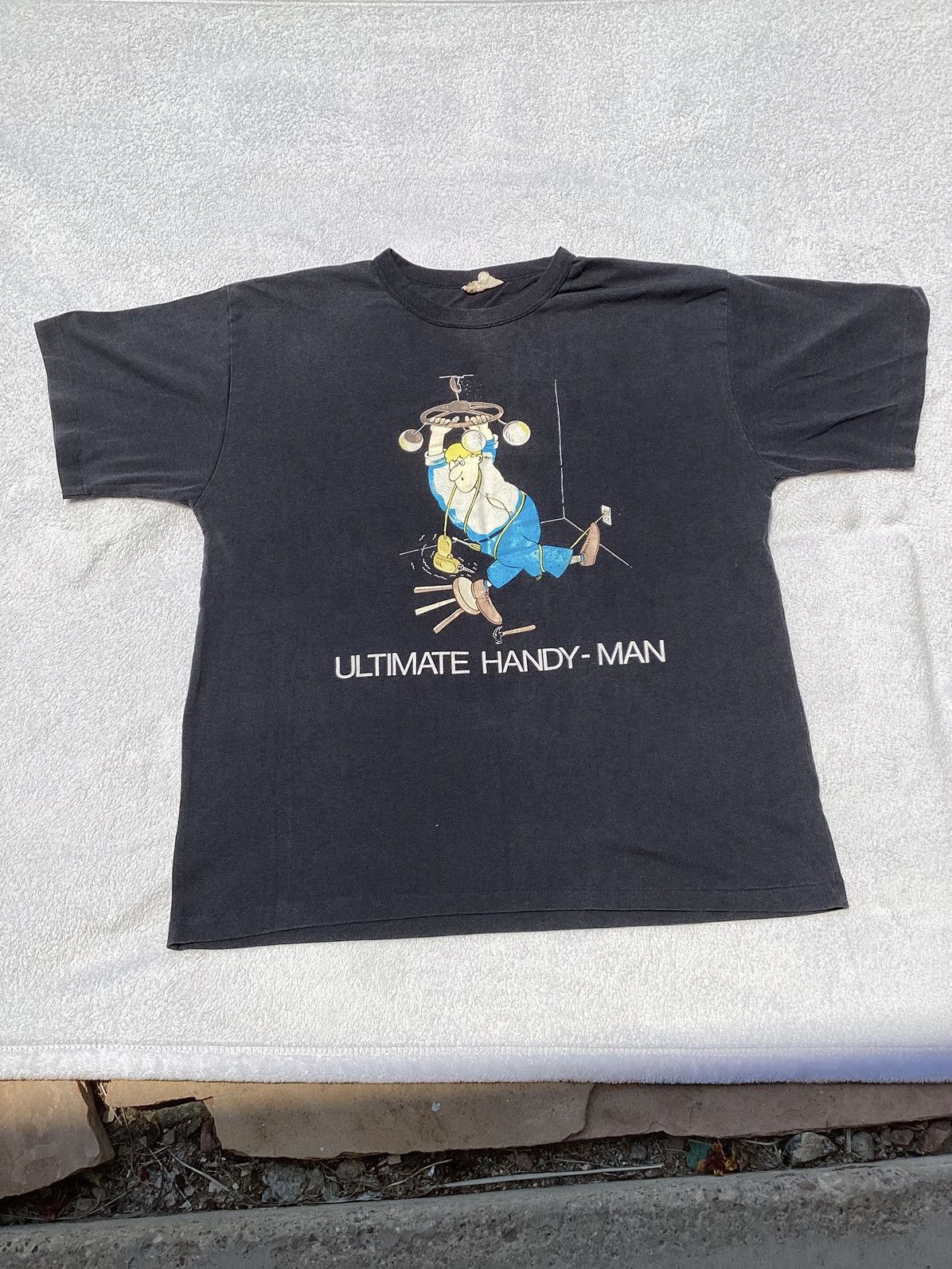 Other Vintage 90s ultimate handyman funny single stitch T-shirt Size US L / EU 52-54 / 3 - 1 Thumbnail