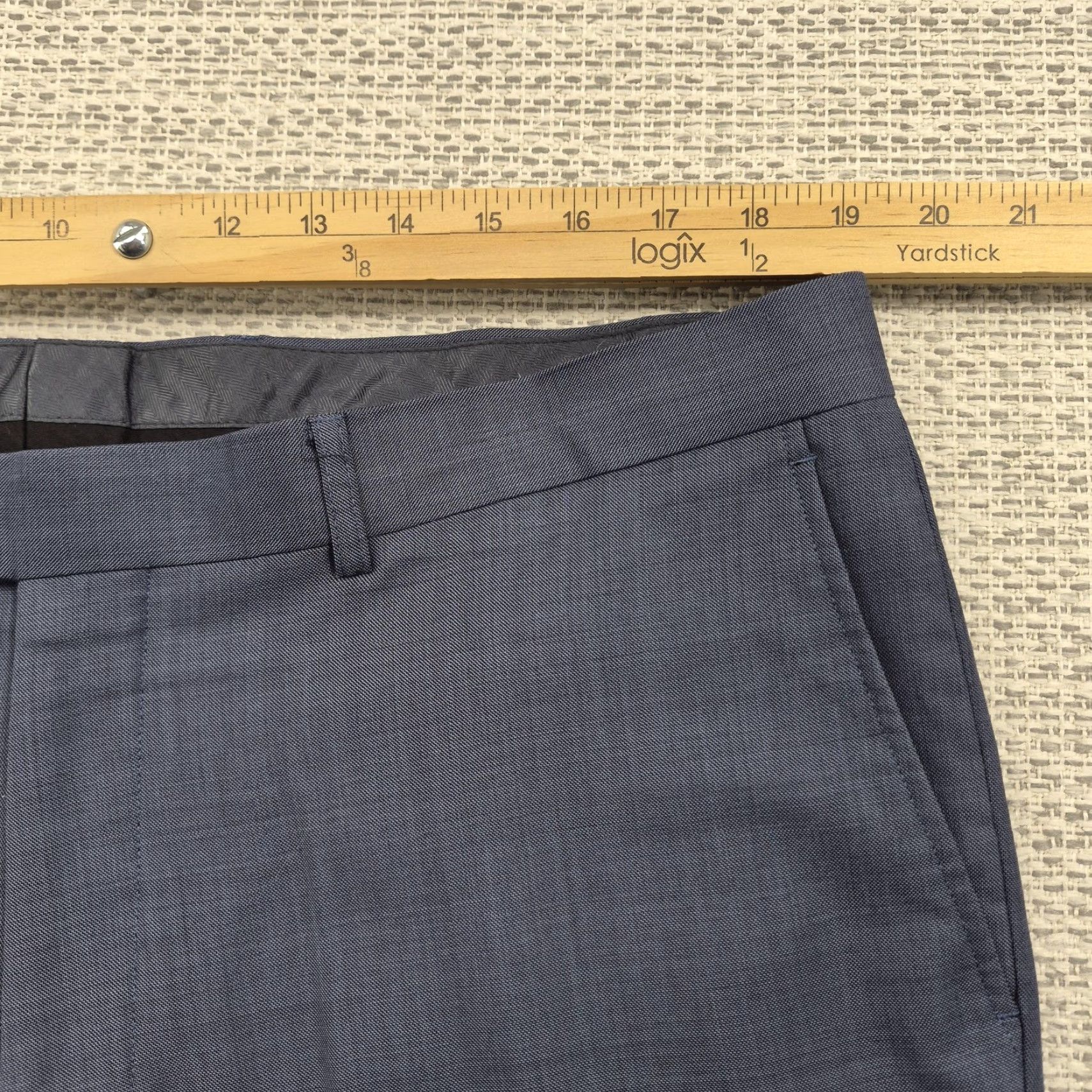 Ermenegildo Zegna Ermenegildo Zegna Dress Pants Mens 38x28 Blue Wool Traveller Classic Fit Italy Dress Pants Mens 38 Blue Wool Traveller Classic Fit Italy Size US 38 / EU 54 - 6 Thumbnail