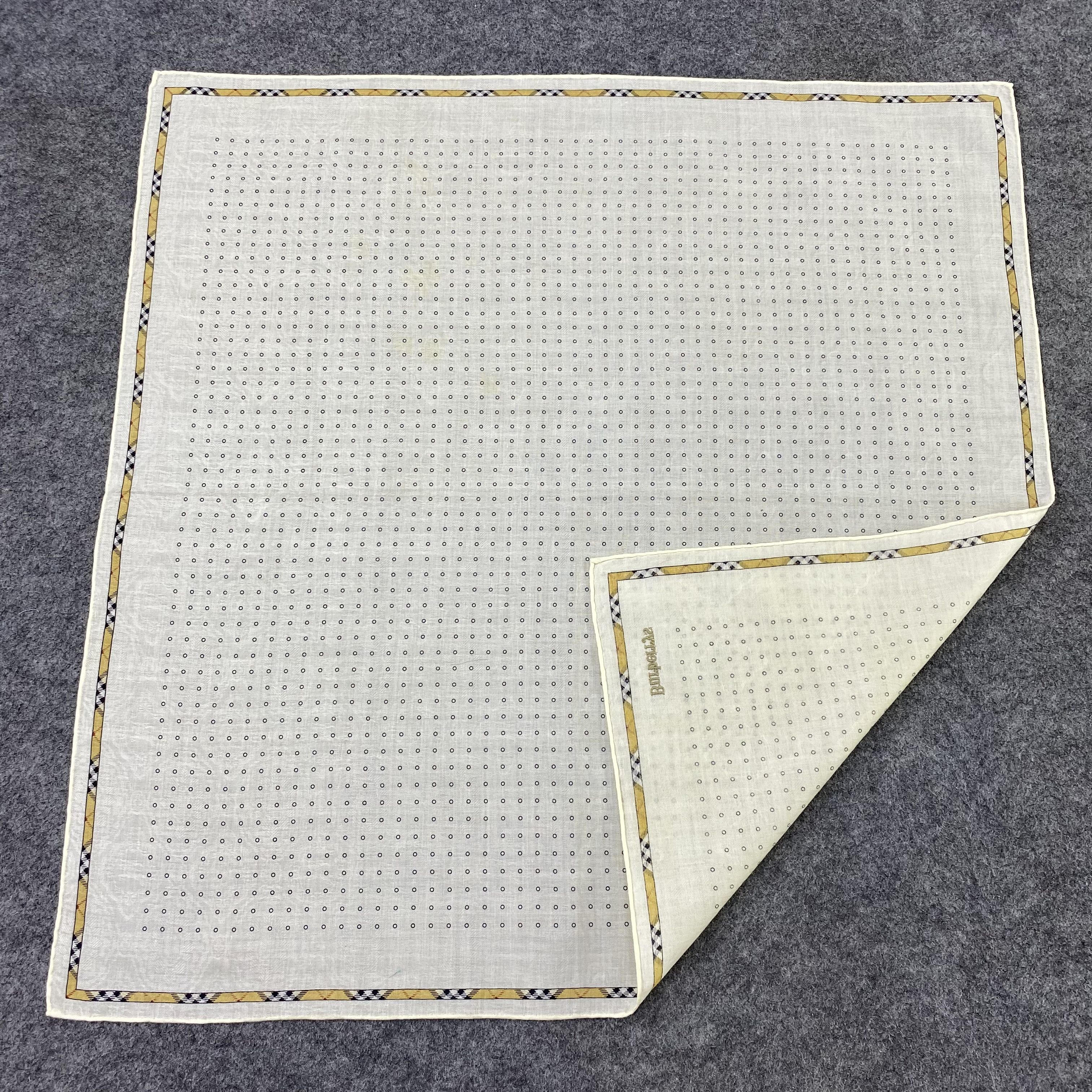 Burberry Burberry Handkerchief Neckerchief Bandana-B1656 Size ONE SIZE - 5 Thumbnail
