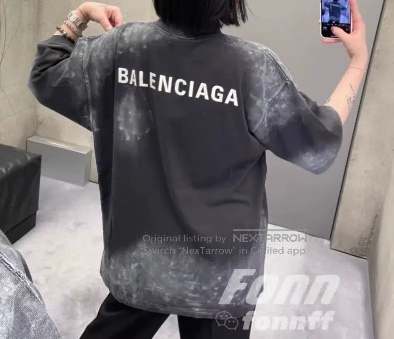 Balenciaga Balenciaga Distressed logo short sleeve Size US S / EU 44-46 / 1 - 5 Thumbnail