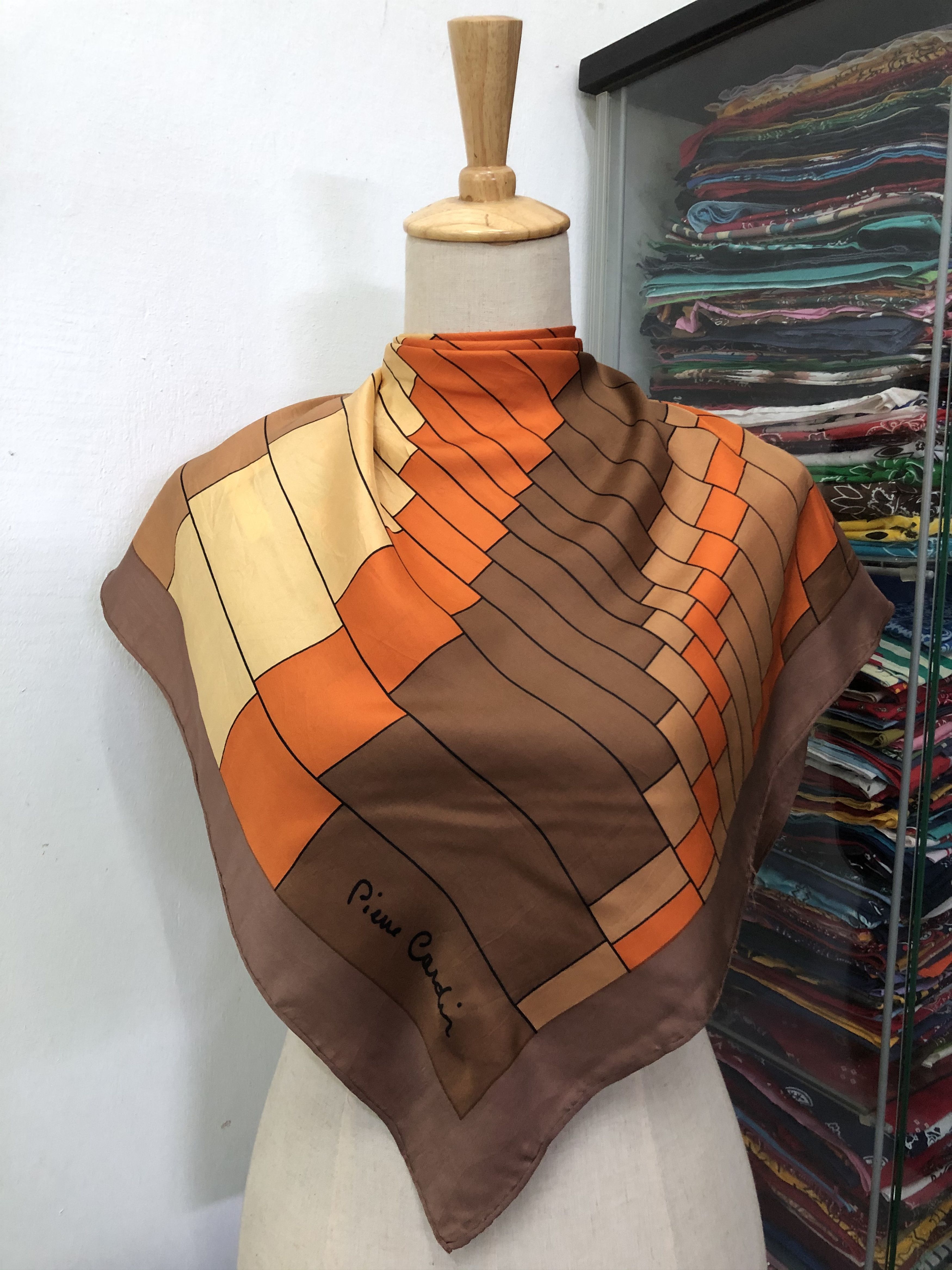 Pierre Cardin × Vintage Vintage Pierre Cardin Silk Scarf Size ONE SIZE - 1 Thumbnail