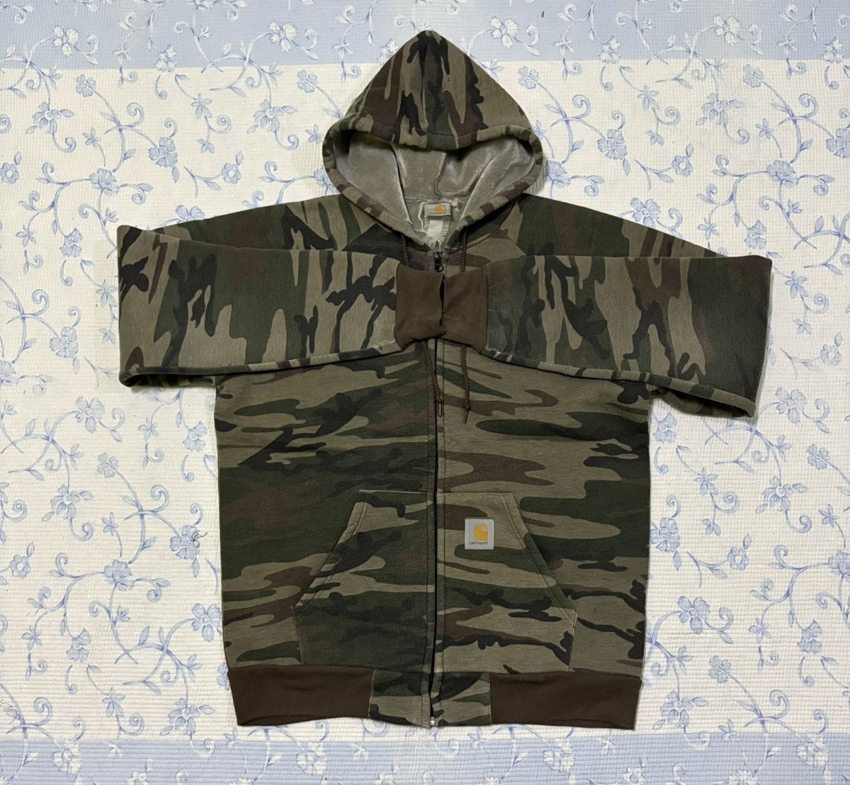 Carhartt Carhartt Camouflage Hoodie Sweater Size US L / EU 52-54 / 3 - 6 Thumbnail