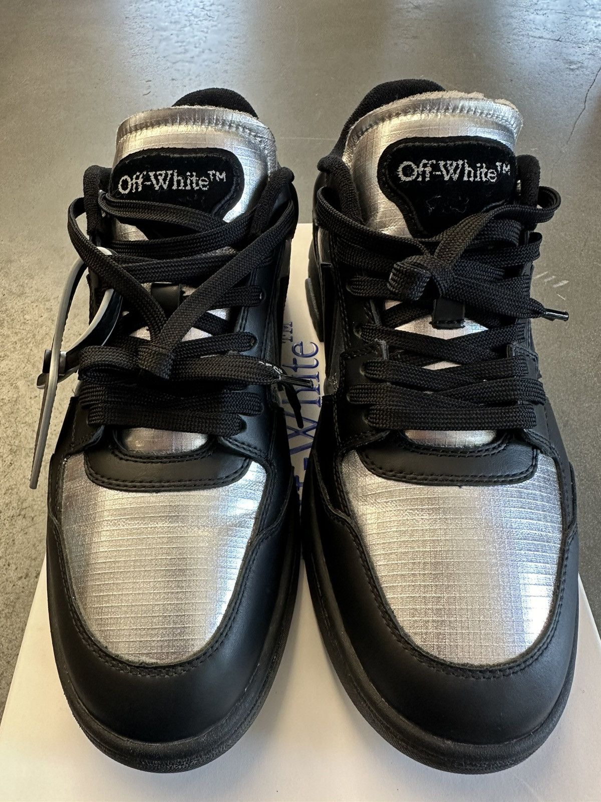 Off-White SS23 Off-White Slim Out Of Office Black/Silver Sneakers 41 Size US 9 / EU 42 - 9 Thumbnail