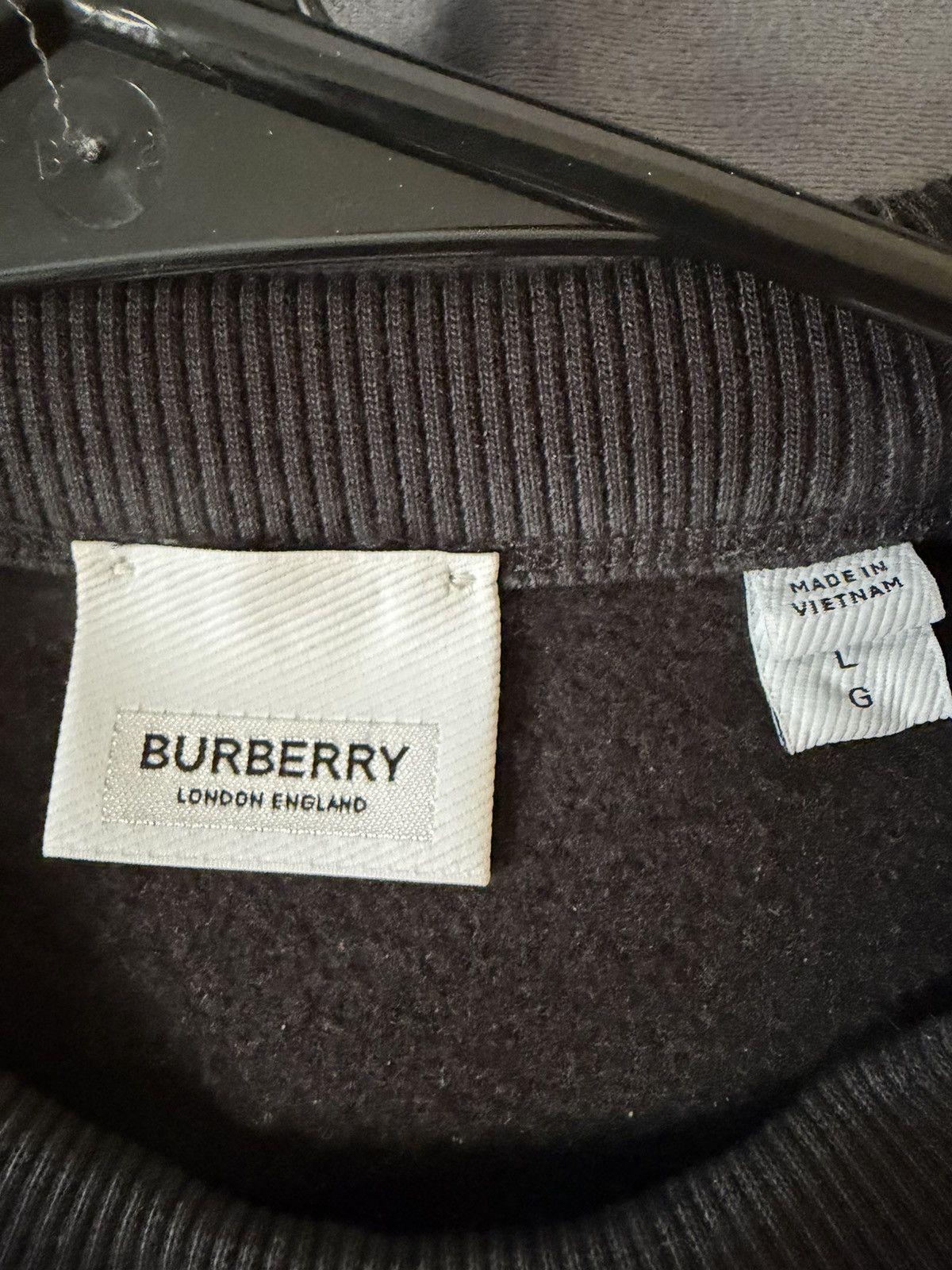 Burberry Burberry Santo Logo Black and Red Print Crewneck Women’s Size L / US 10 / IT 46 - 3 Thumbnail