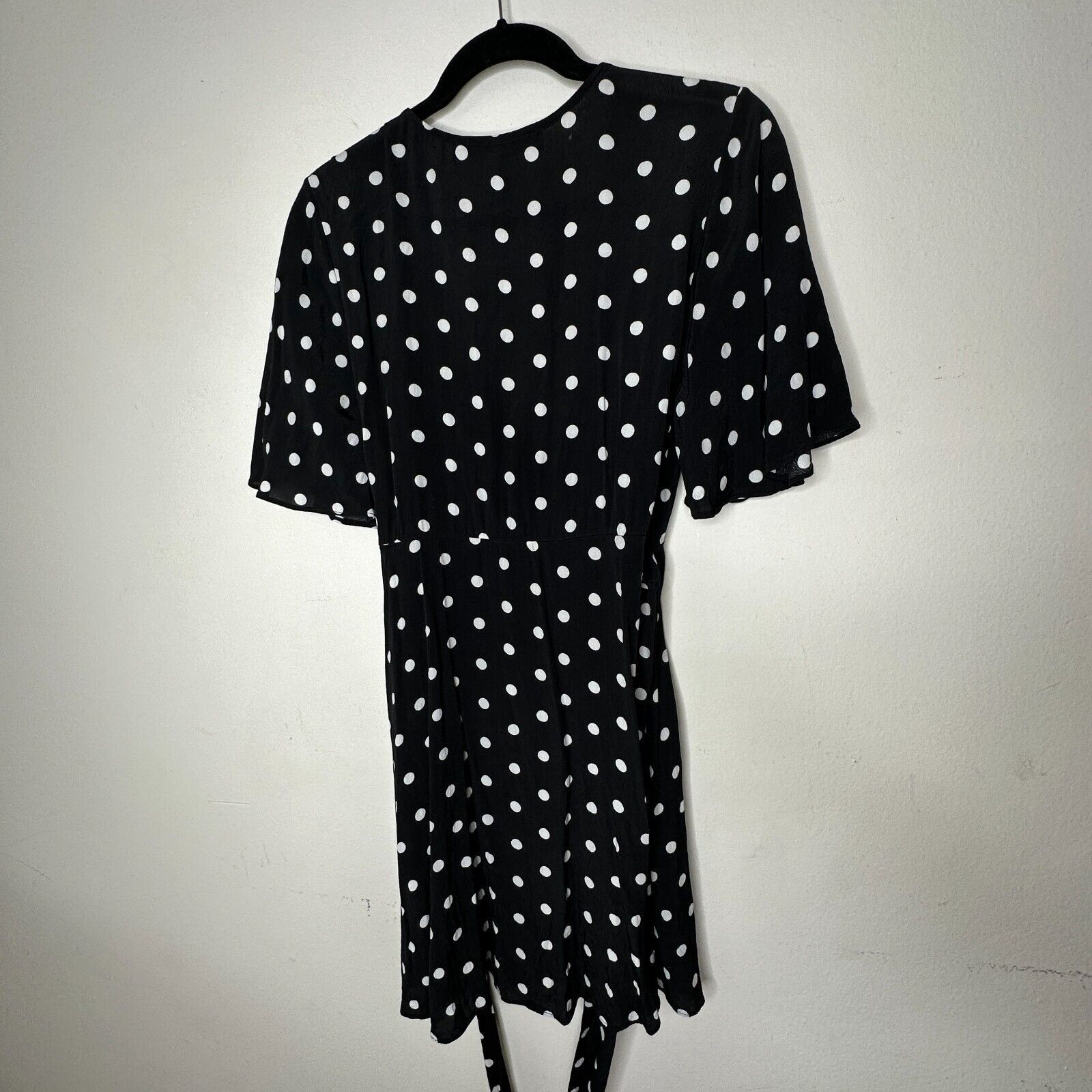 House of Harlow House of Harlow Polka Dot Harper Wrap Mini V-neck Tie L Size L / US 10 / IT 46 - 7 Thumbnail