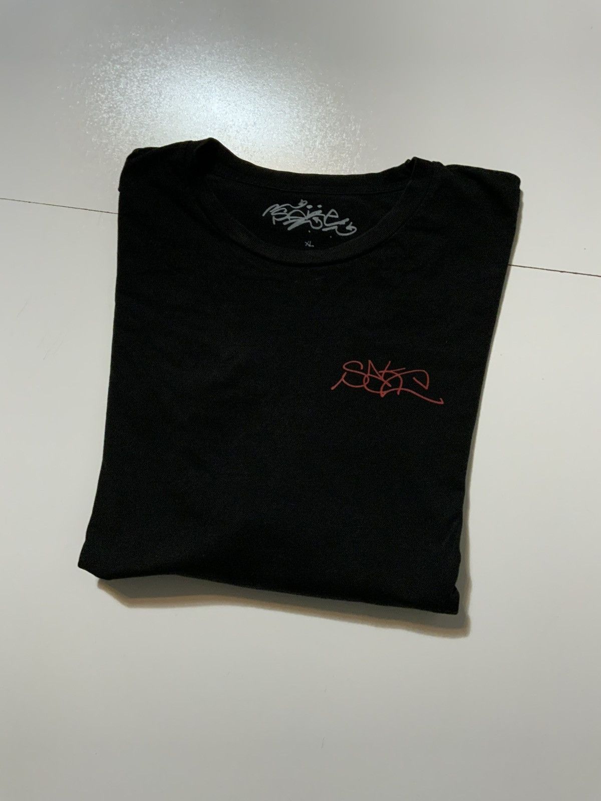 Other Sake World D Savage Winged Monster Flames Graphic T-Shirt Size US XL / EU 56 / 4 - 2 Thumbnail