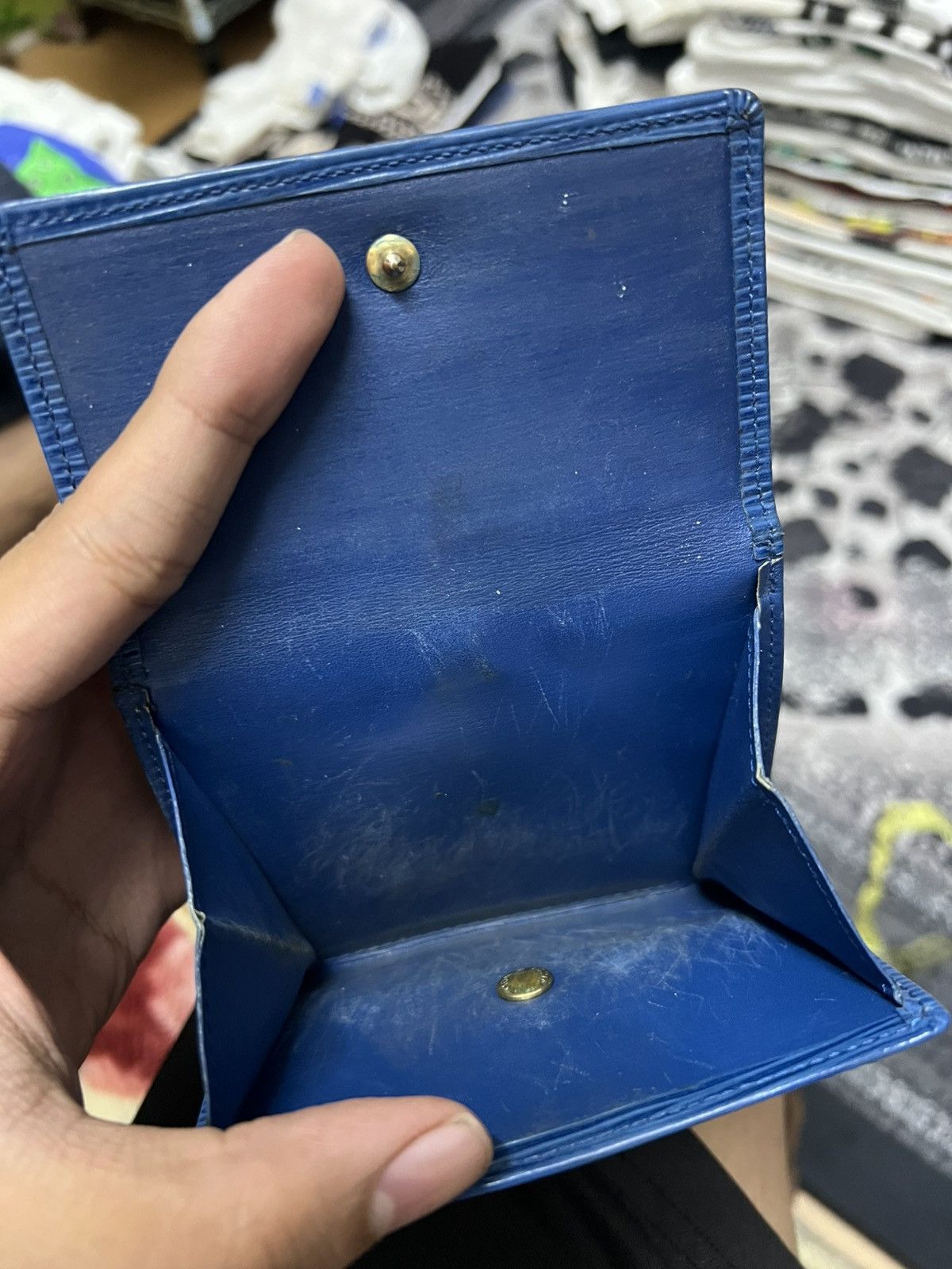 Louis Vuitton Louis Vuitton Wallet Size ONE SIZE - 6 Thumbnail