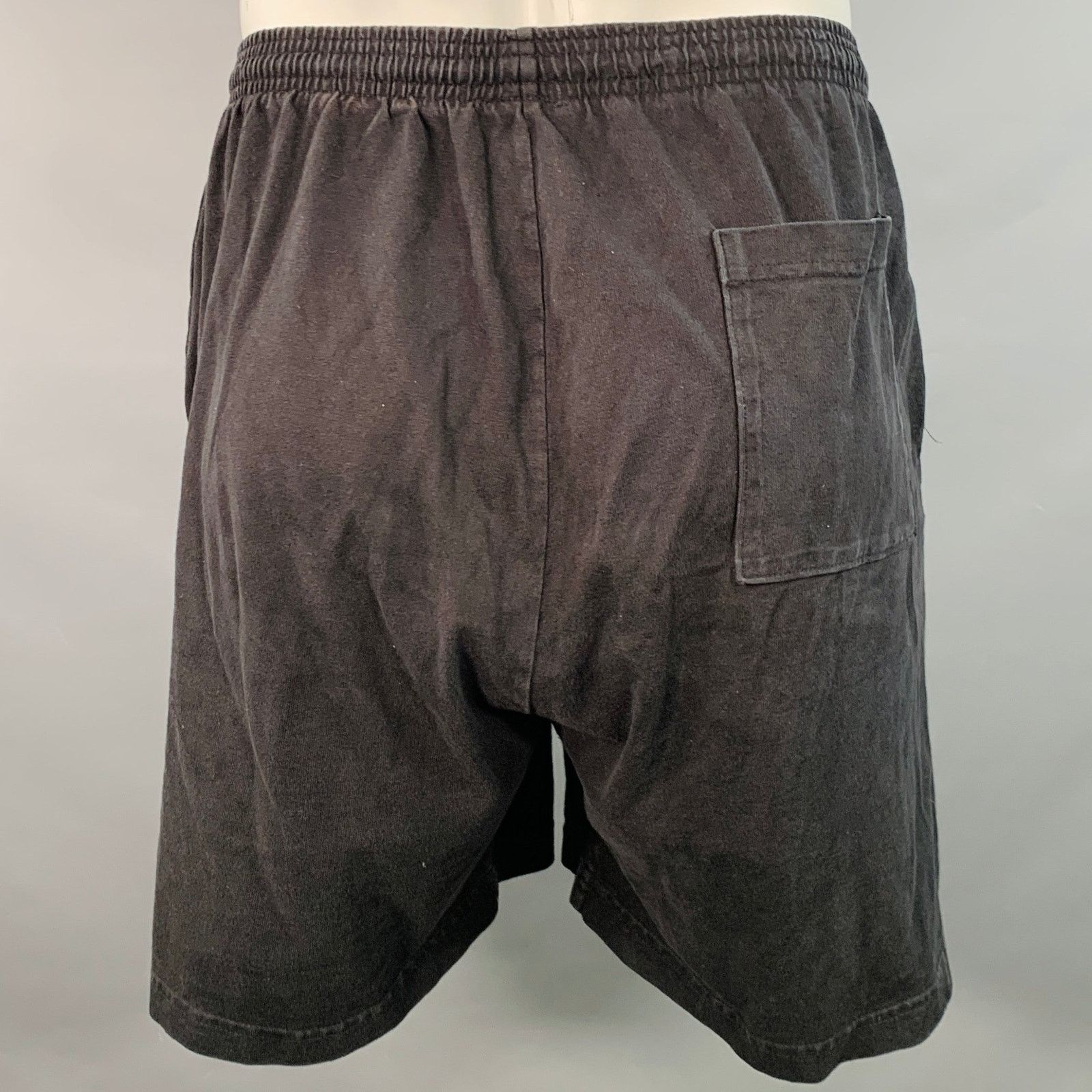 Pleasures PLEASURES Size XL Black White Print Cotton Drawstring Shorts Size US 37 - 4 Thumbnail