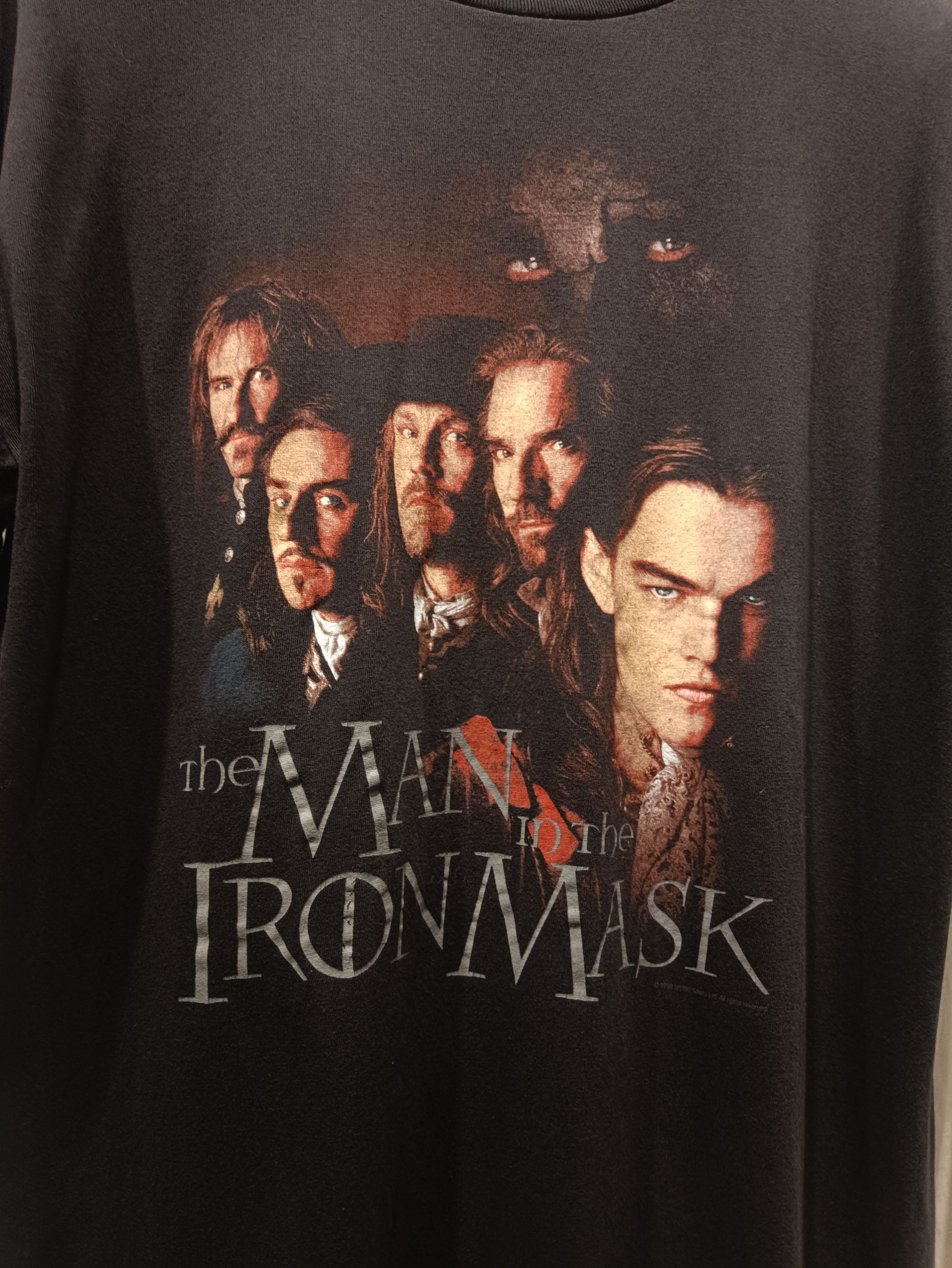 Vintage 1998 The Man In The Iron Mask Size US L / EU 52-54 / 3 - 2 Thumbnail