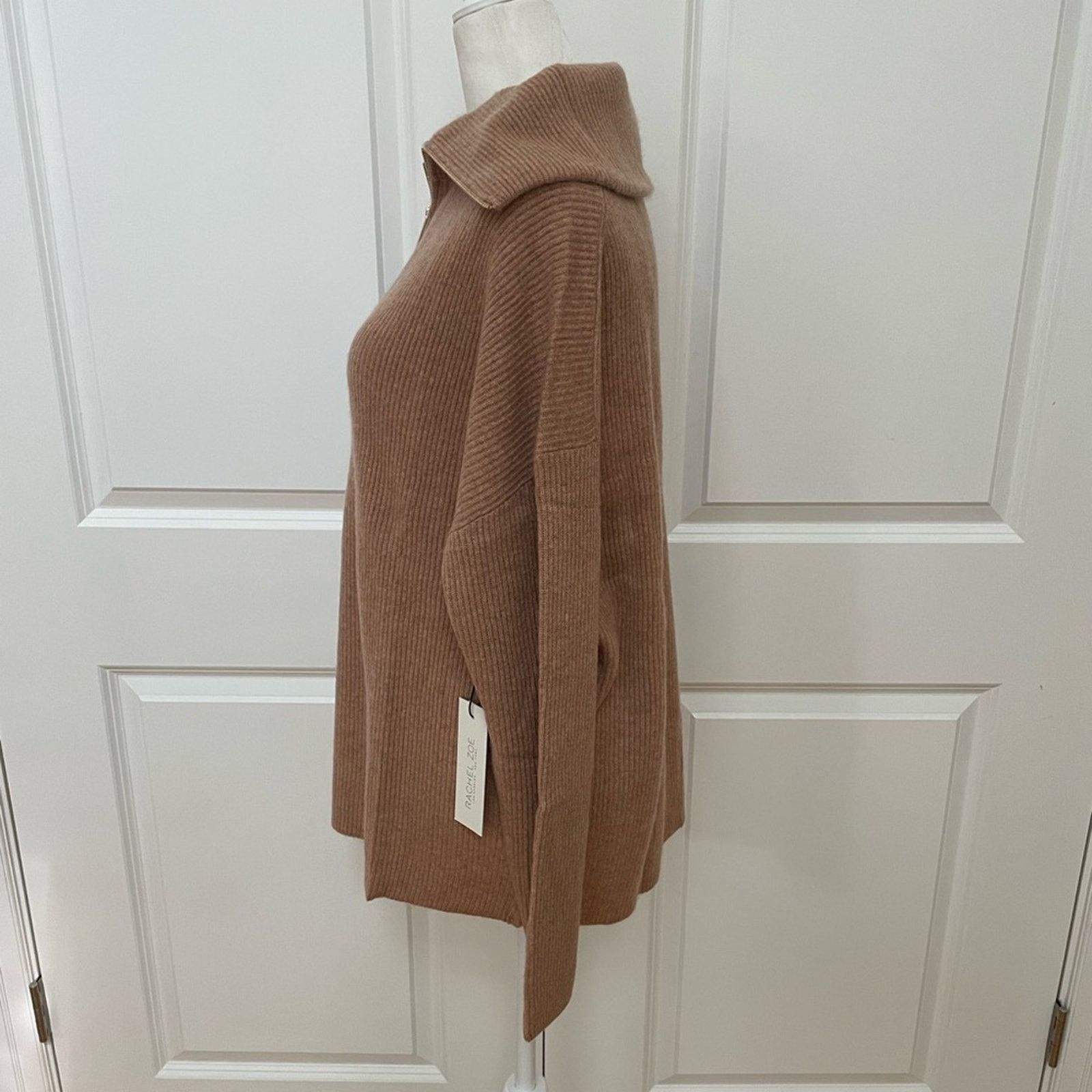Rachel Zoe Ribbed 2-Ply Cashmere Sweater - Zip Neck from Rachel Zoe Size L / US 10 / IT 46 - 3 Thumbnail