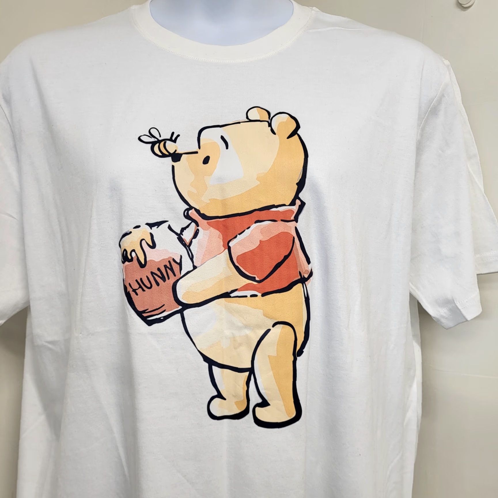 Disney Disney Winnie The Pooh T-SHIRT Adult Unisex XXL White Cartoon Tee Bee Honey Shirt Size US XXL / EU 58 / 5 - 2 Thumbnail