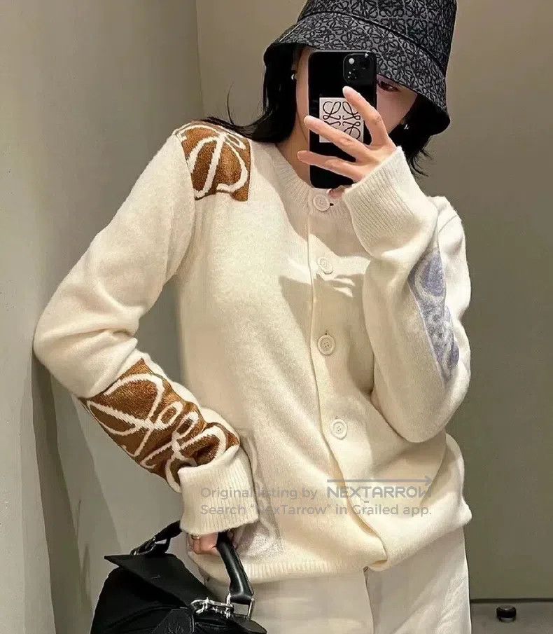 Loewe Loewe Ivory White Logo Embroidered Wool Crew-neck Single-b Size M / US 6-8 / IT 42-44 - 7 Thumbnail