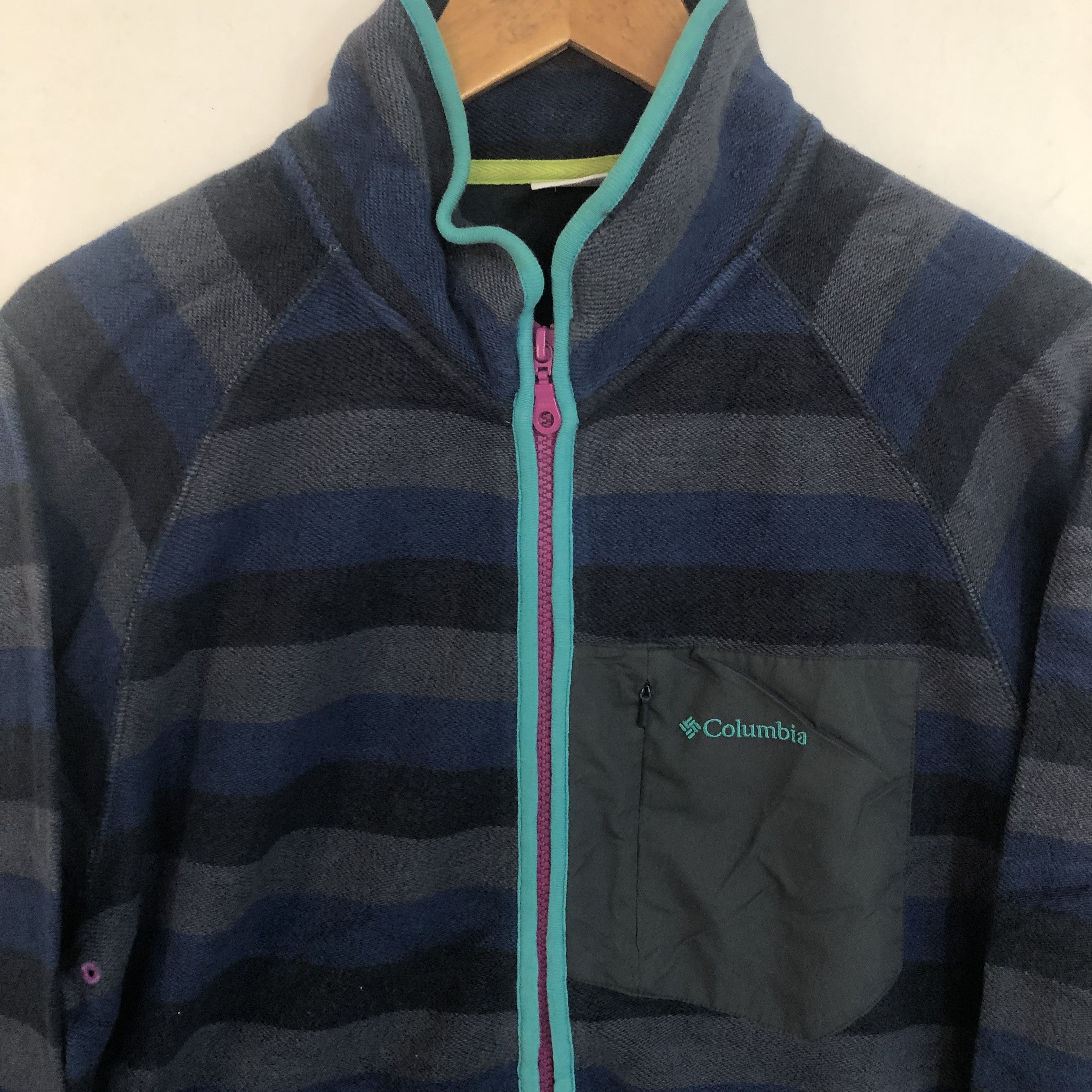 Columbia Columbia Sweater Stripe Rare Jumper Medium Size US M / EU 48-50 / 2 - 3 Thumbnail