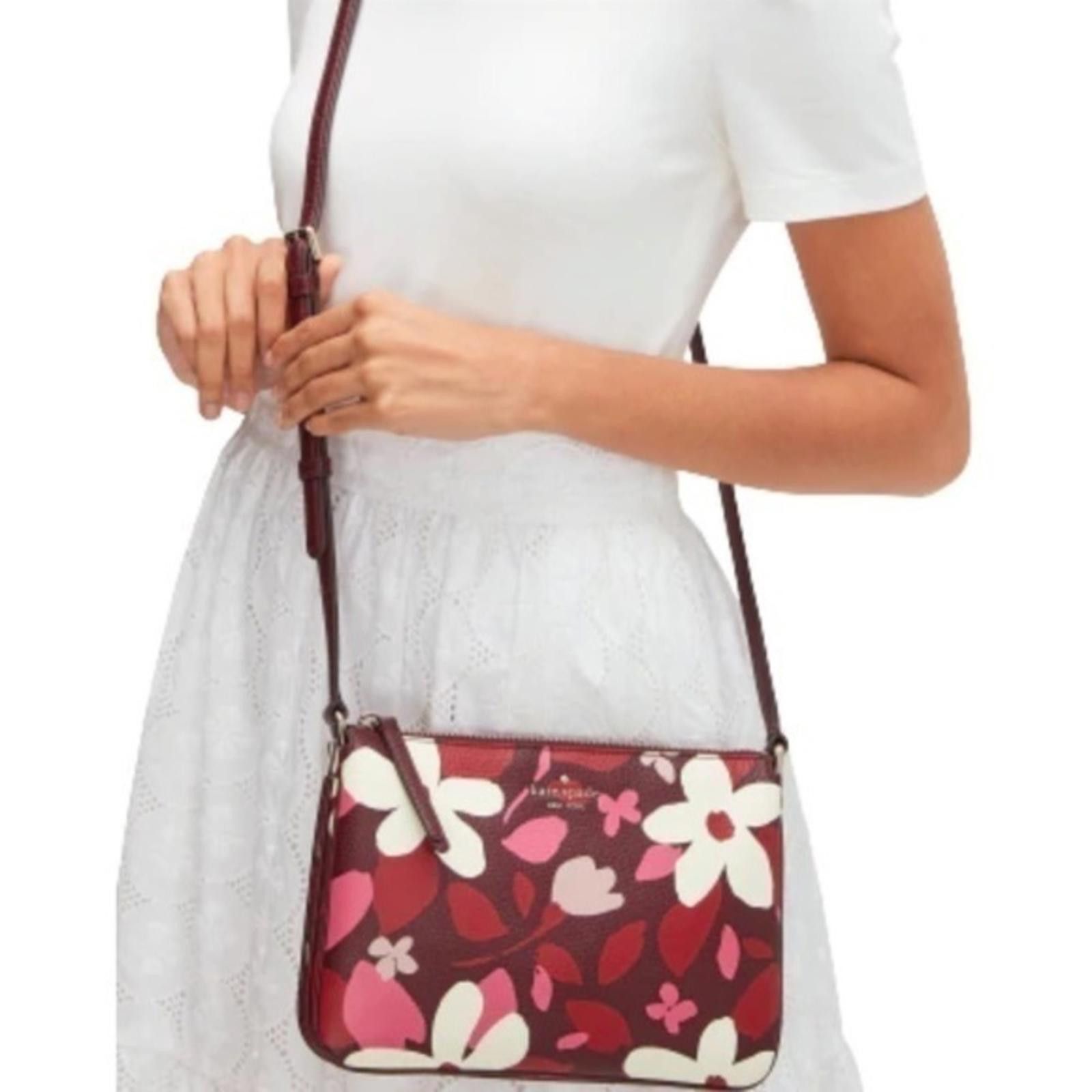 Designer Kate Spade Triple Gusset Floral Crossbody Bag NWT Size ONE SIZE - 5 Thumbnail