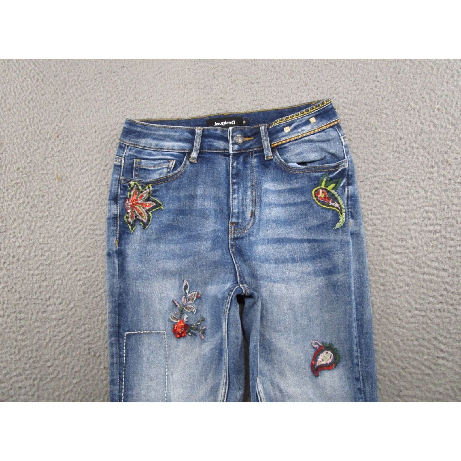Desigual Desigual Jeans Size 26 Floral Paisley Embroidered Boho Chic Stretch Womens Size 26" / US 2 / IT 38 - 3 Thumbnail
