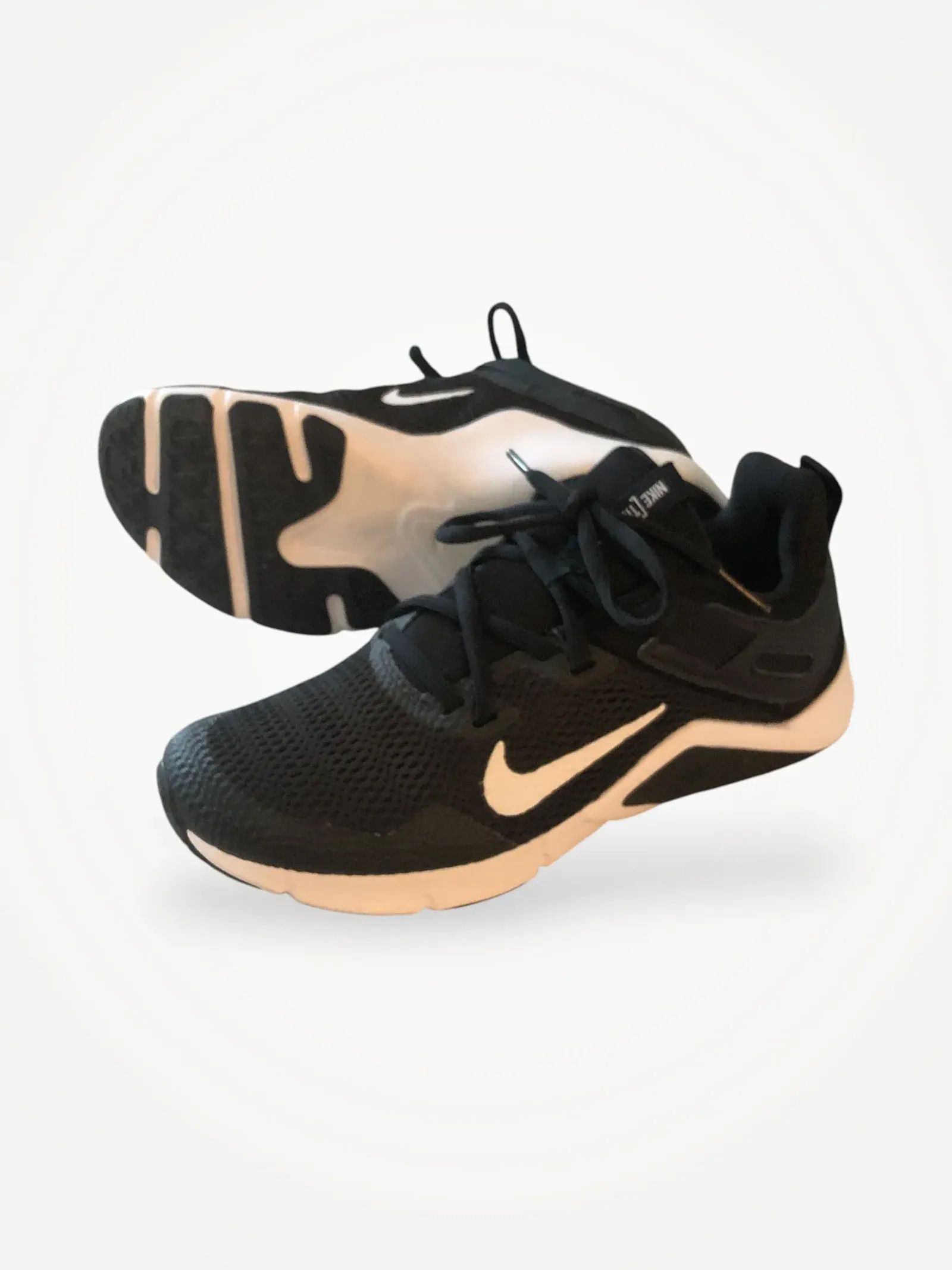 Nike Nike Nike Sneakers Size US 6.5 / IT 36.5 - 1 Thumbnail