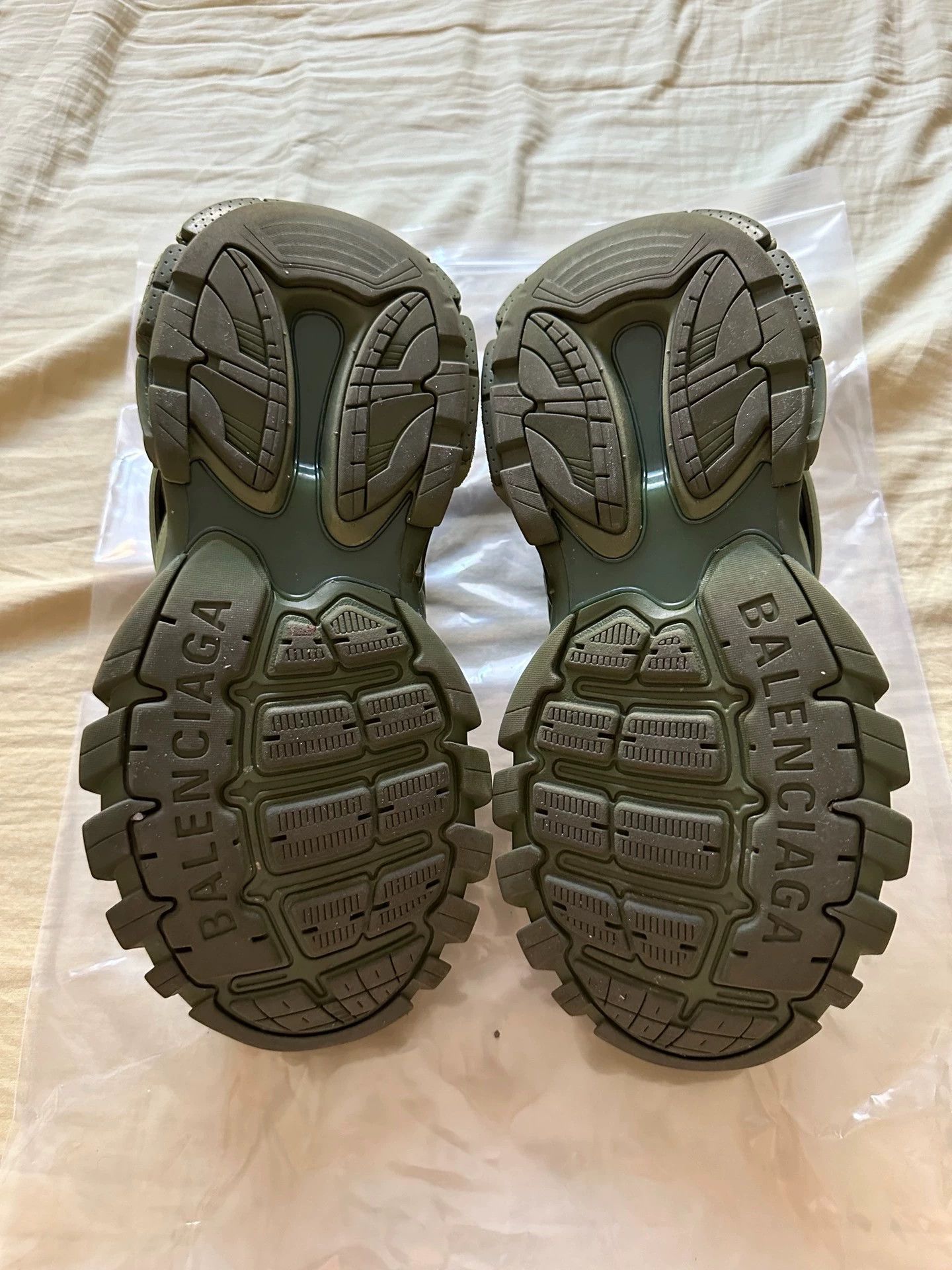 Balenciaga Balenciaga Track 1.0 Men's Olive Green 41 Sneakers Size US 8 / EU 41 - 6 Thumbnail